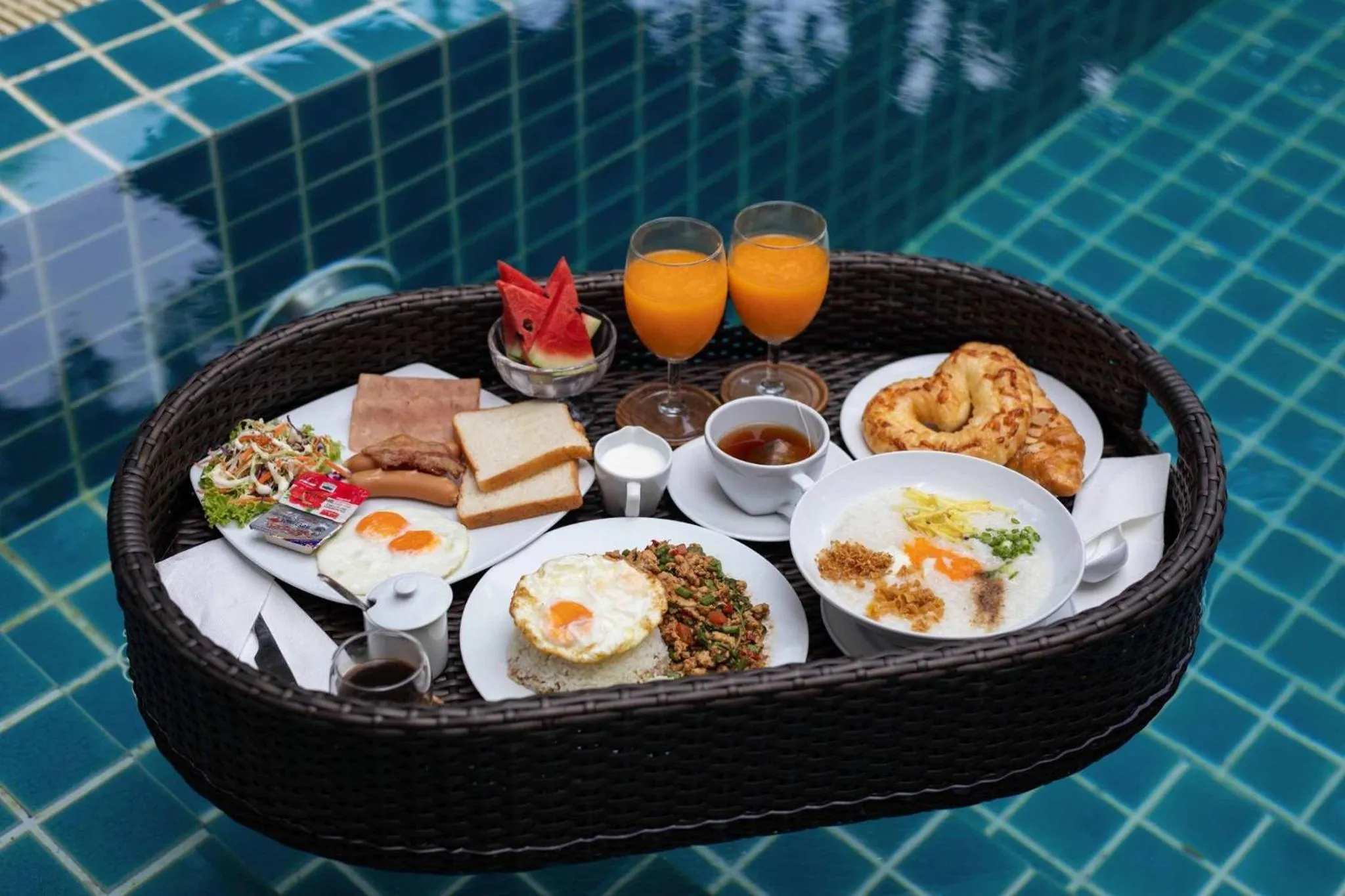 Food and drinks in The Bell Airport Phuket Hotel - SHA Extra Plus