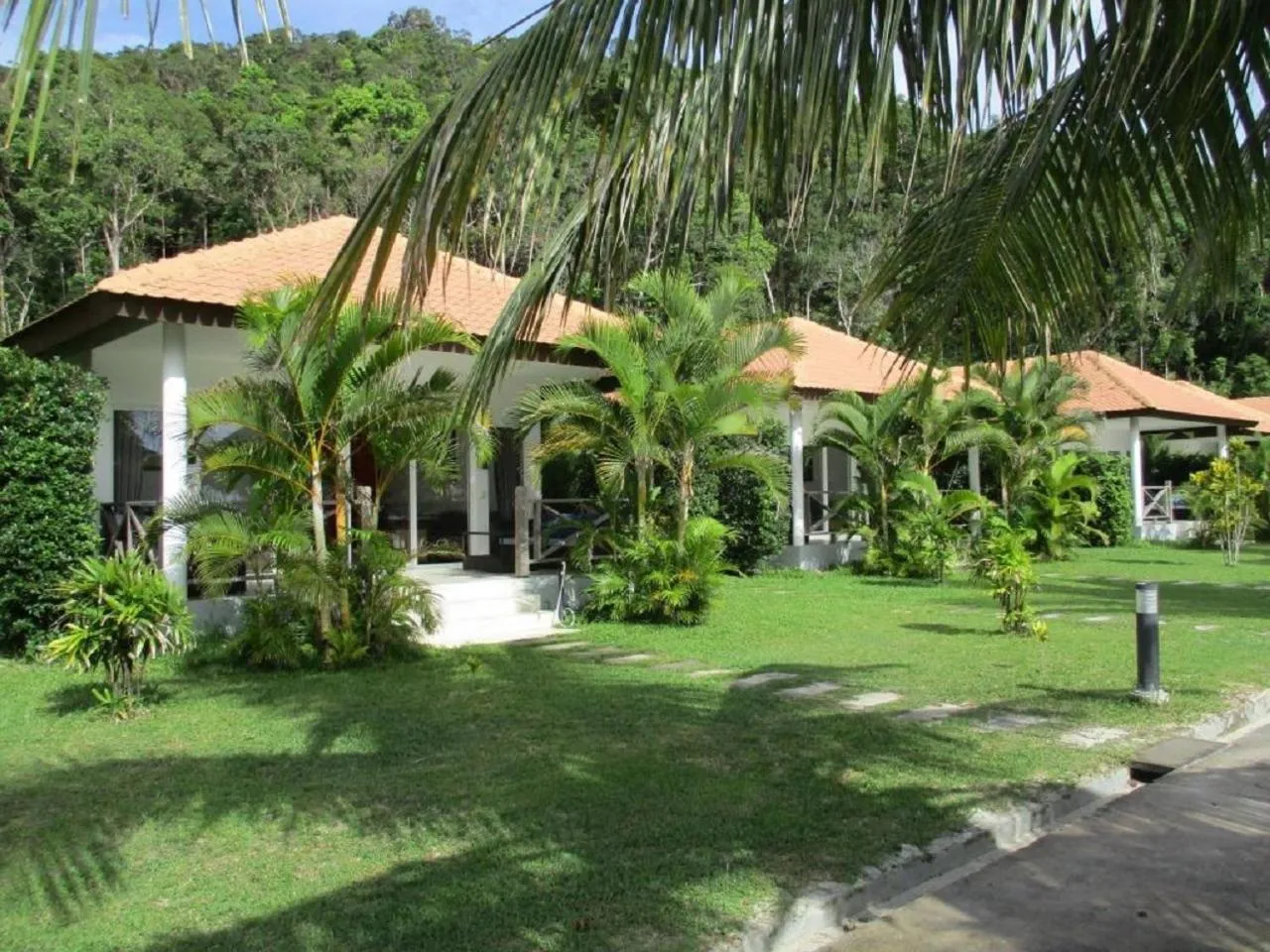 Property building in Saracen Bay Resort