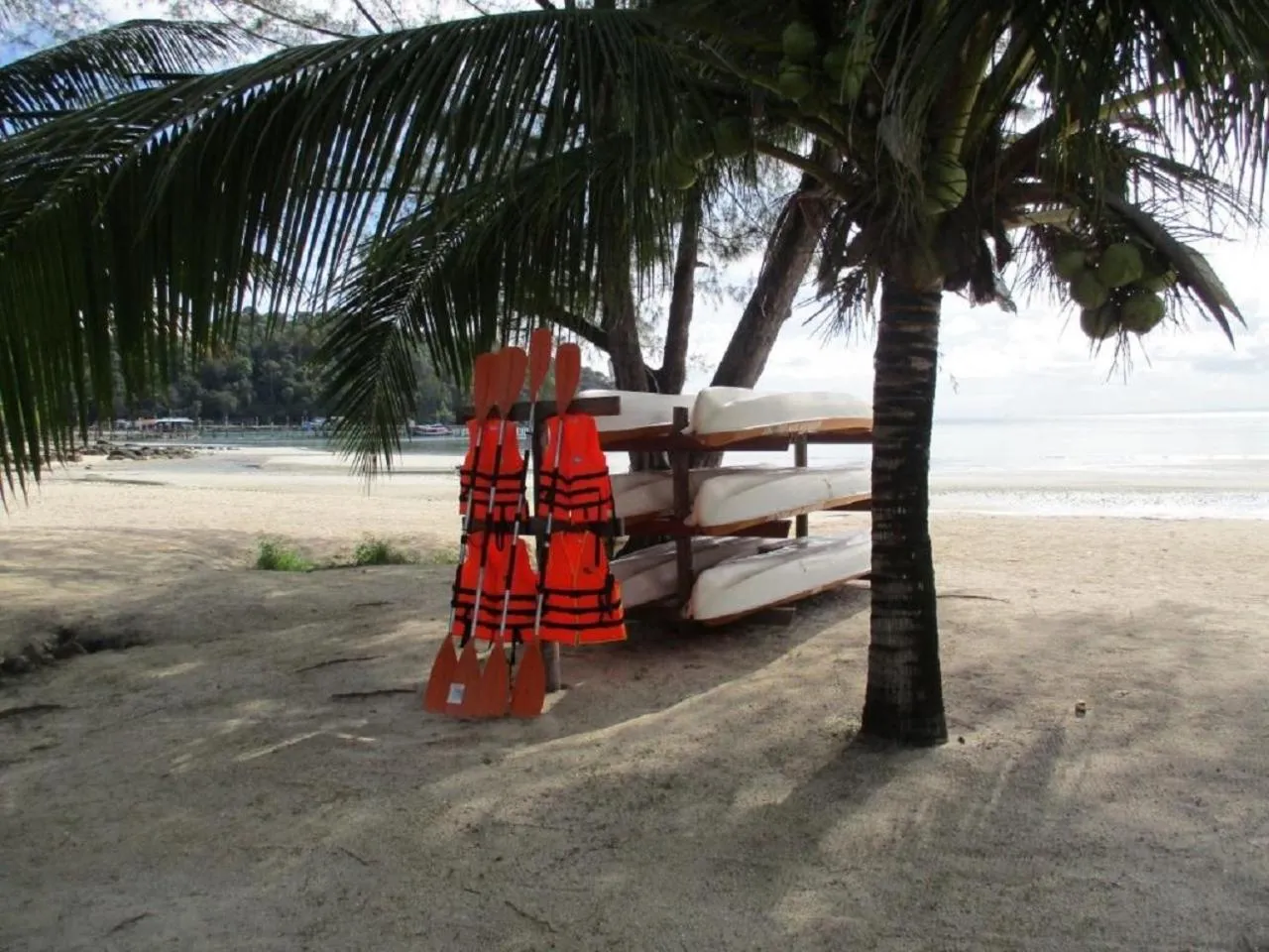 Beach in Saracen Bay Resort