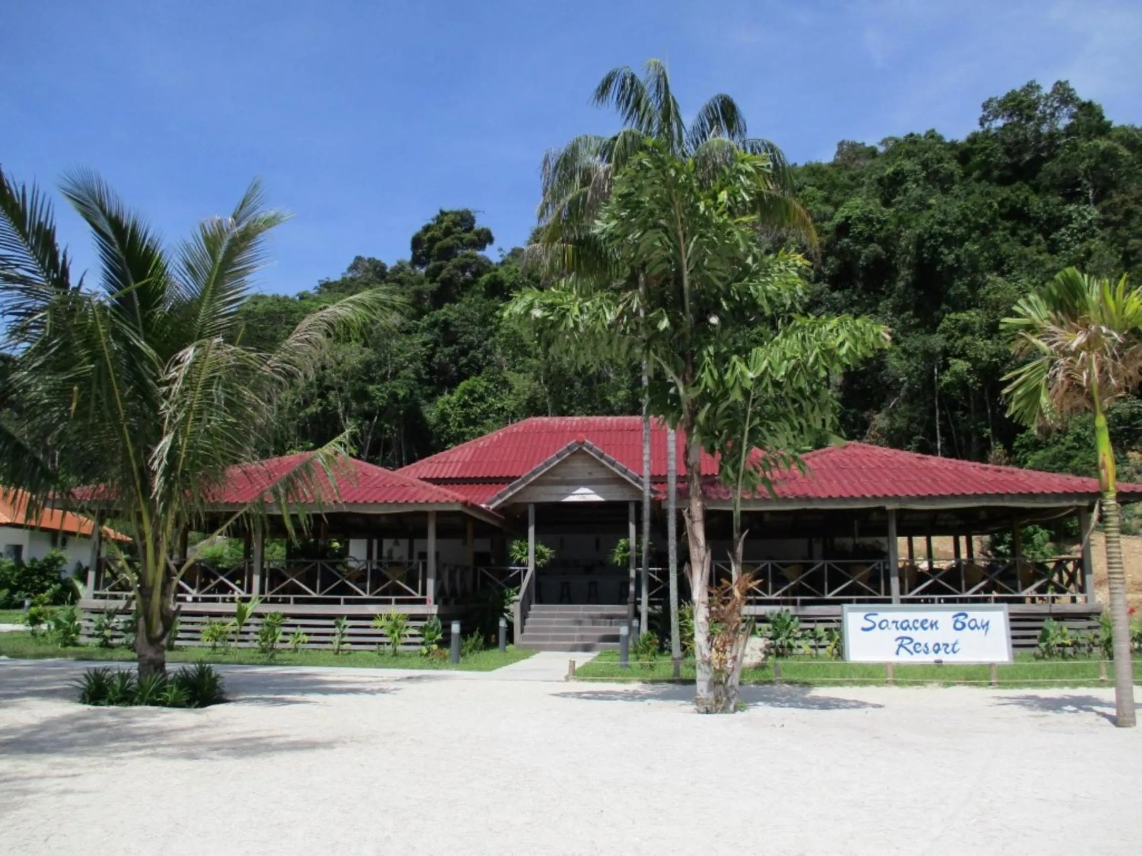 Property building in Saracen Bay Resort