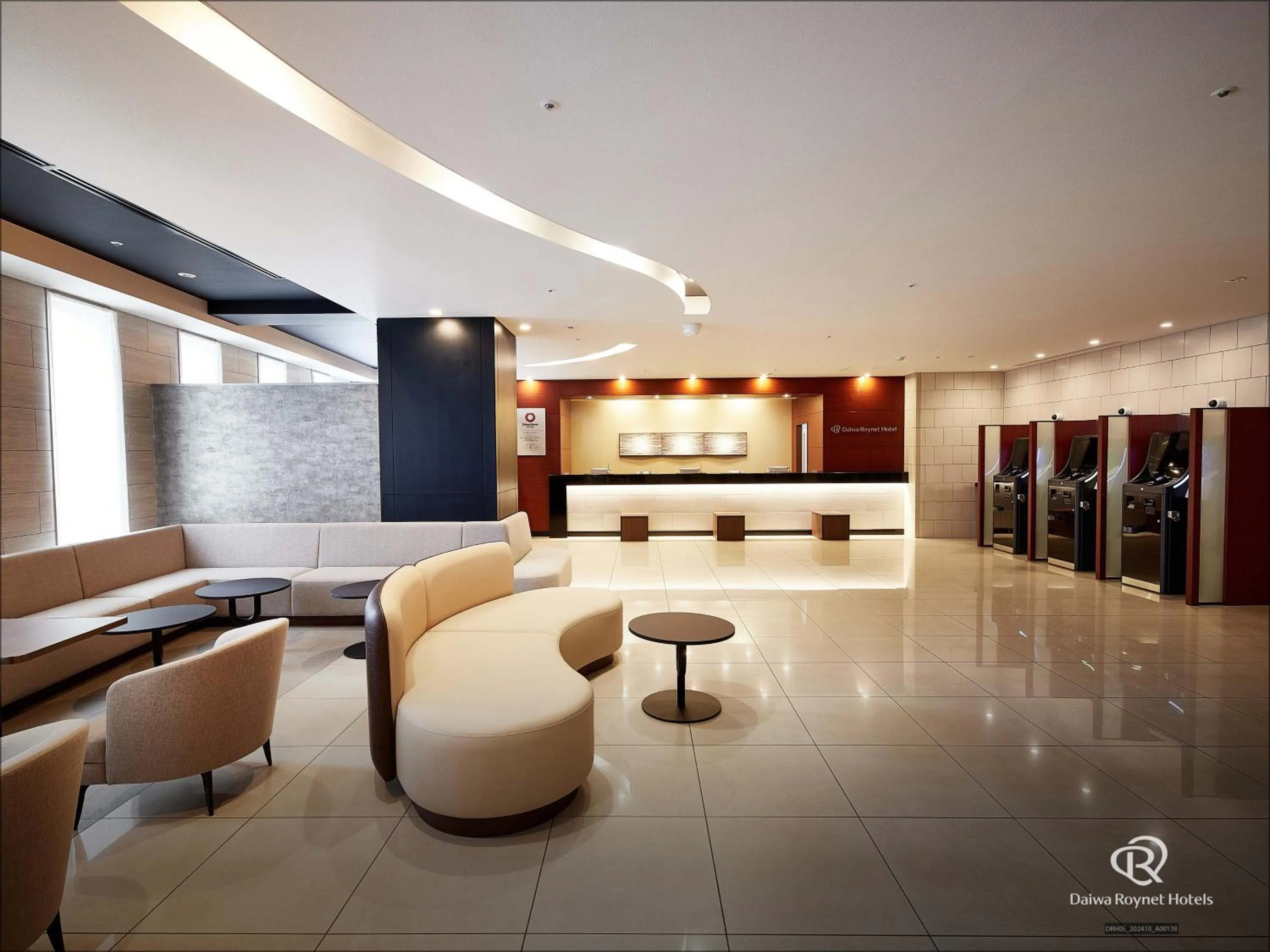 Lobby or reception in Daiwa Roynet Hotel Osaka-Uehonmachi