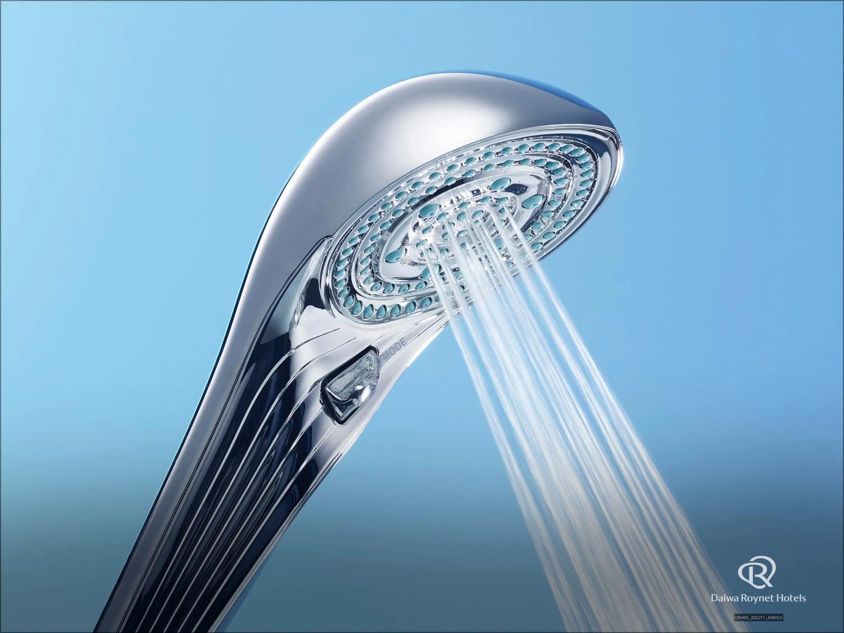 Shower in Daiwa Roynet Hotel Osaka-Uehonmachi