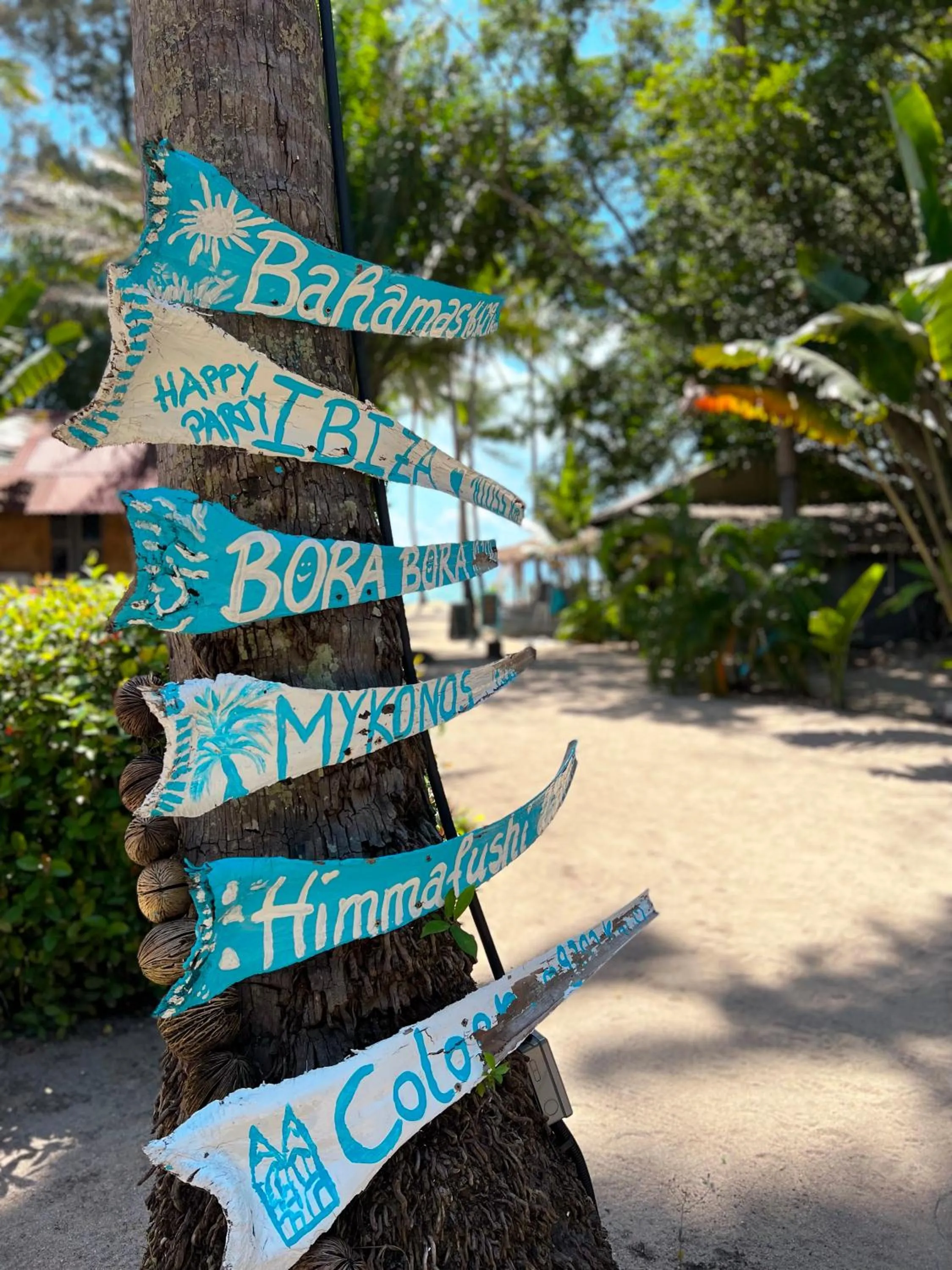 Logo/Certificate/Sign in Sea Love Beach Bar & Bungalows
