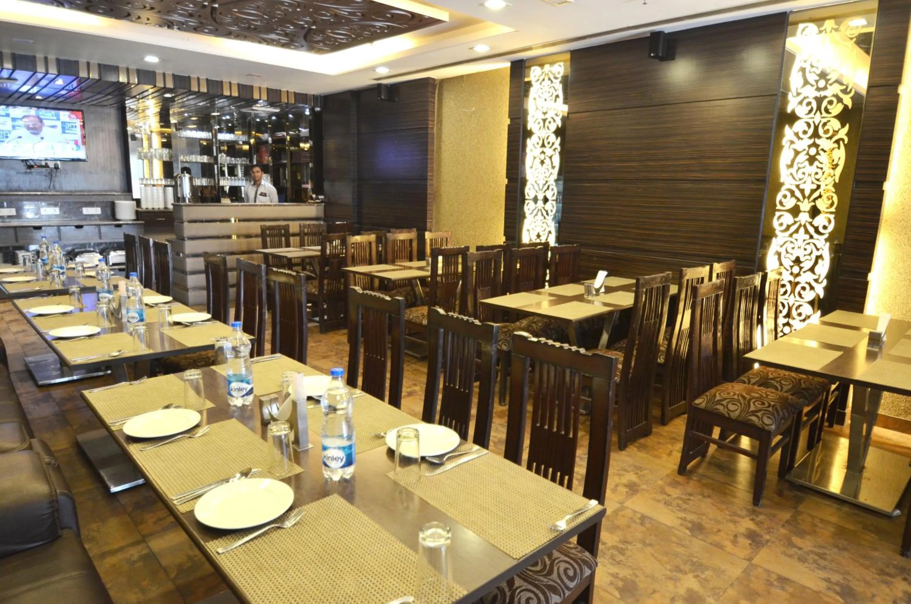 Breakfast in Hotel Metro View