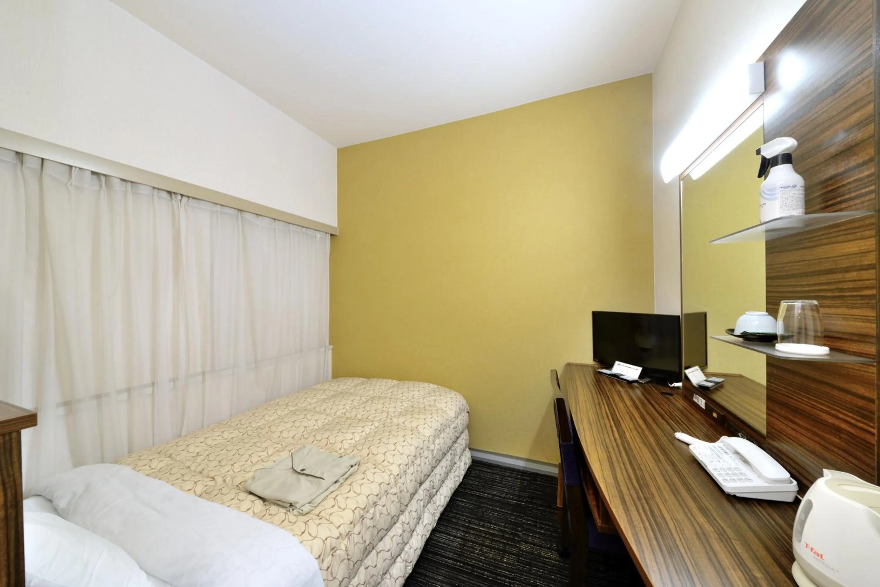 Photo of the whole room, Bed in Toyama Manten Hotel