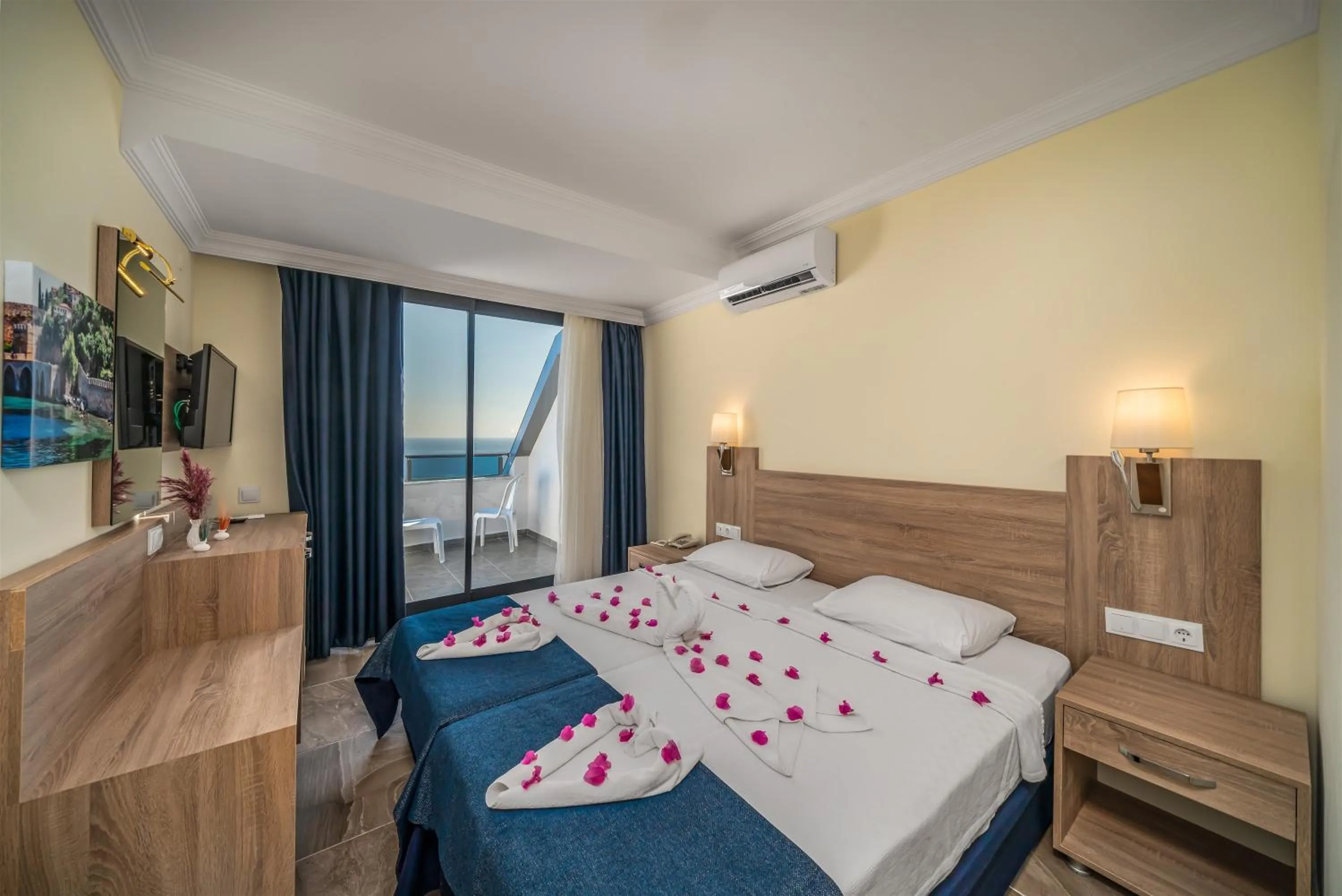 Photo of the whole room, Bed in Arsi Blue Beach Hotel