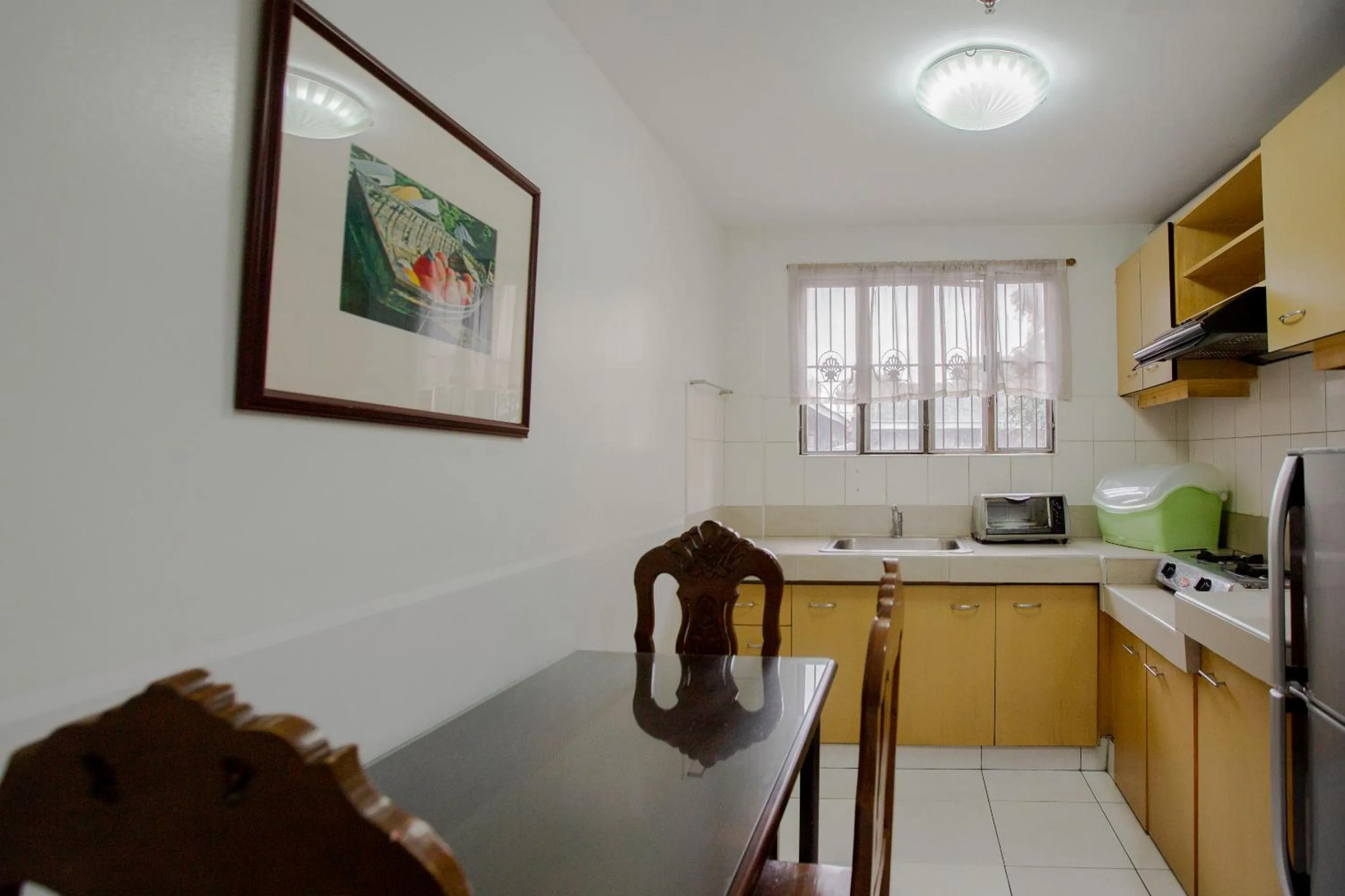 Kitchen or kitchenette in Newgrange Condotel