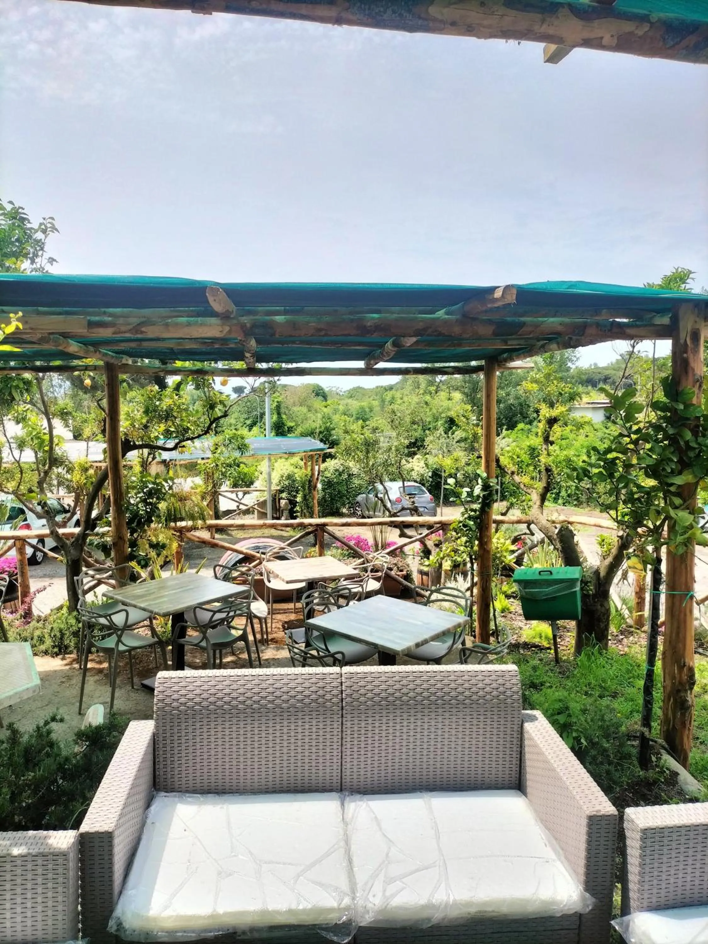 Garden in Vesuvio Inn Bed & Wine Experience