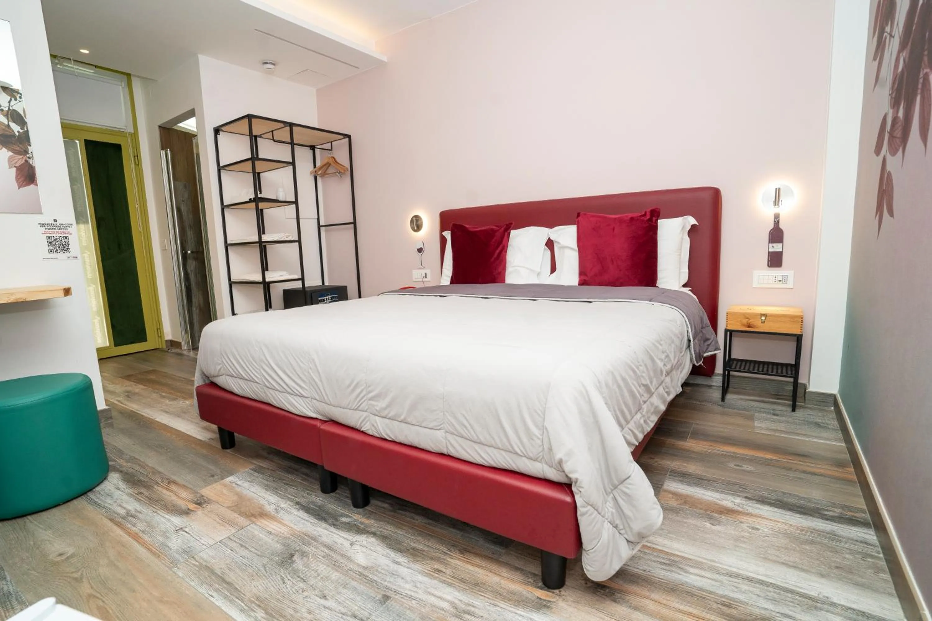 Bed in Vesuvio Inn Bed & Wine Experience