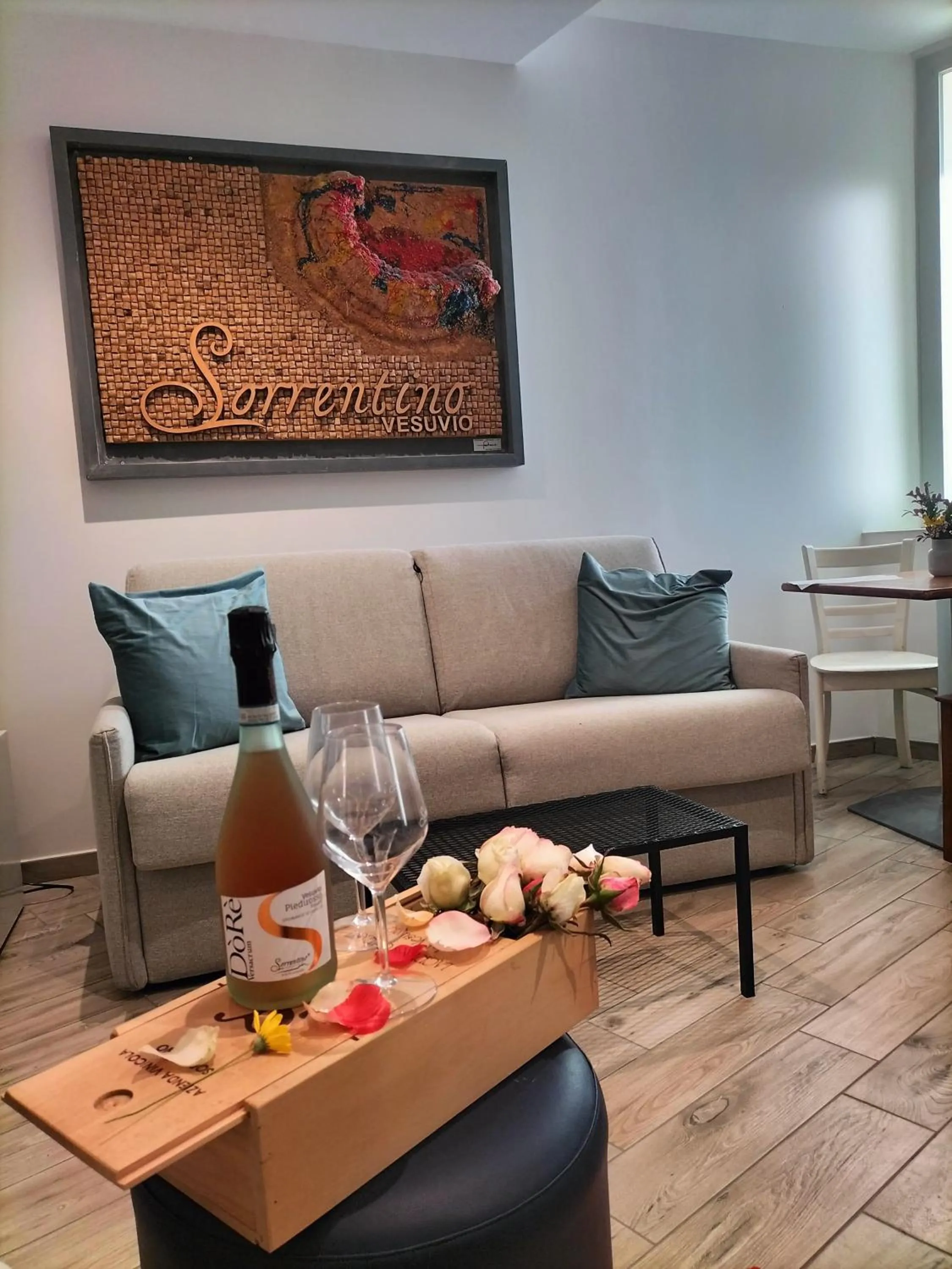 Photo of the whole room in Vesuvio Inn Bed & Wine Experience