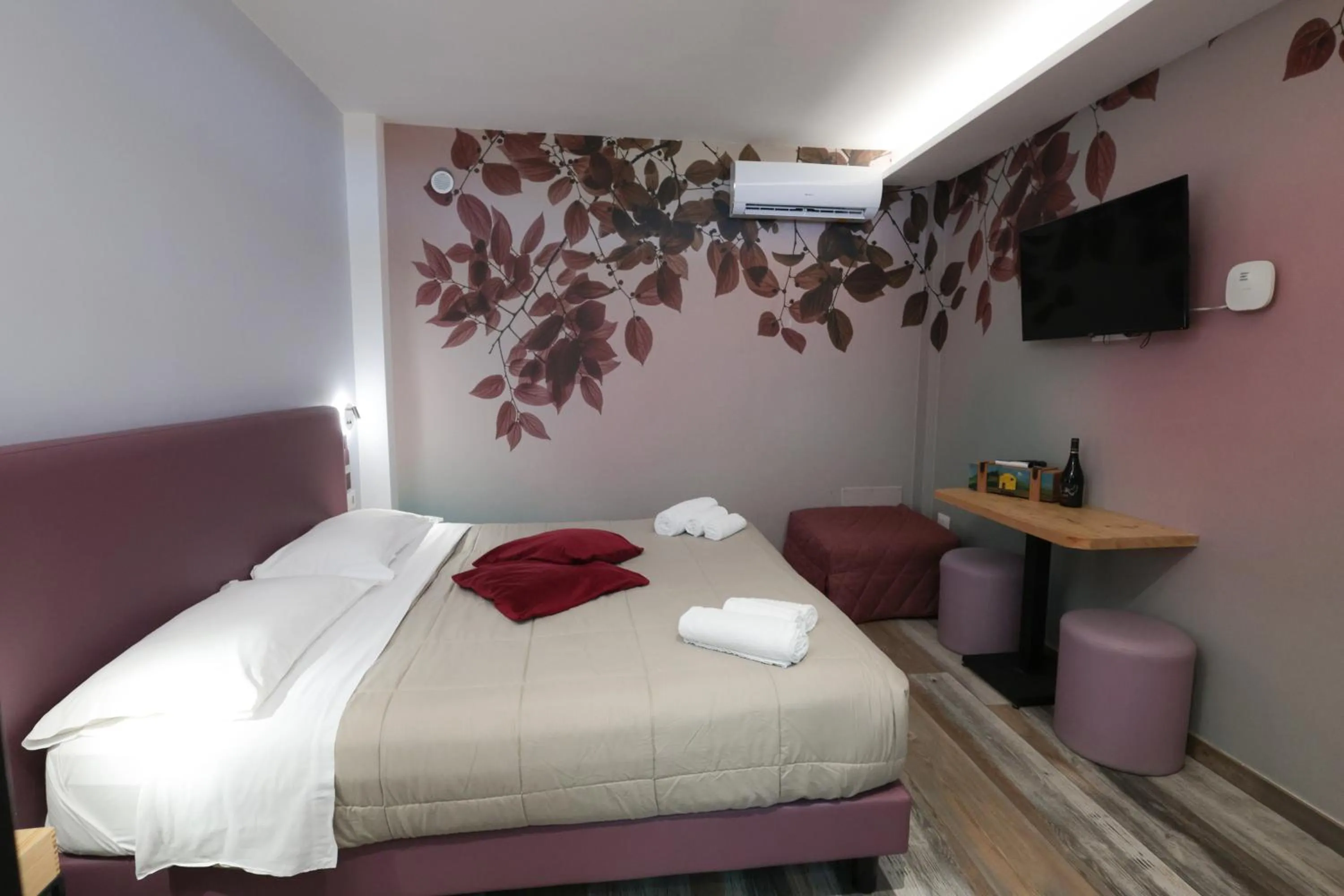 Bed in Vesuvio Inn Bed & Wine Experience