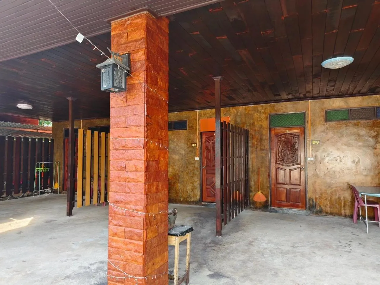 Parking in Pooma Resort