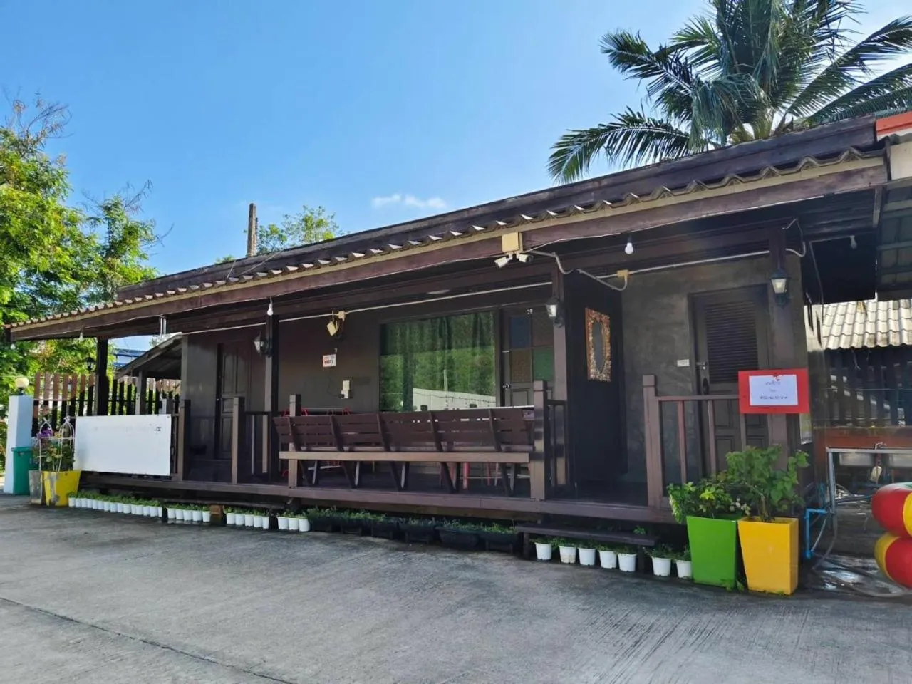 Property building in Pooma Resort