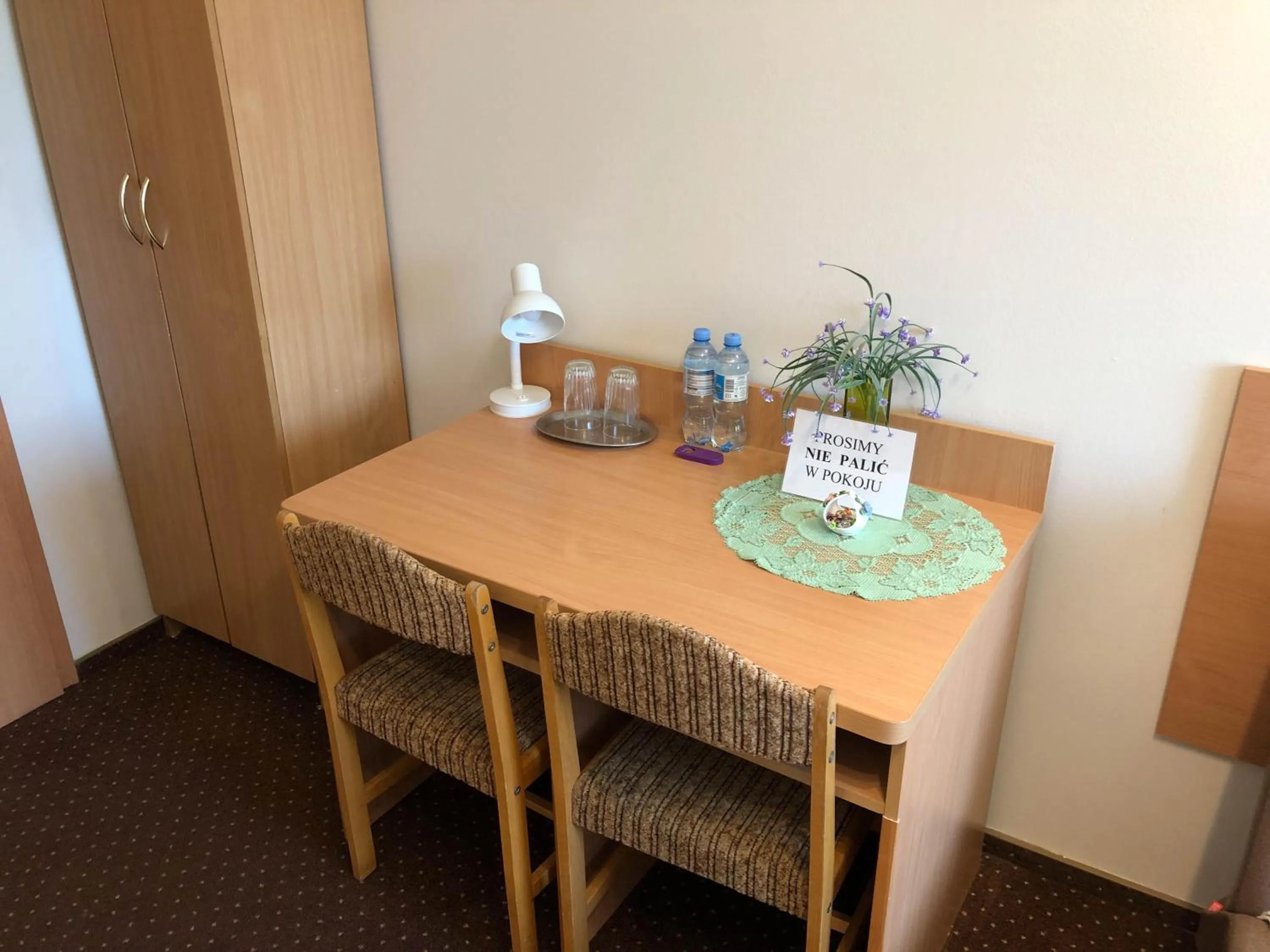 Food and drinks in Motel Orion