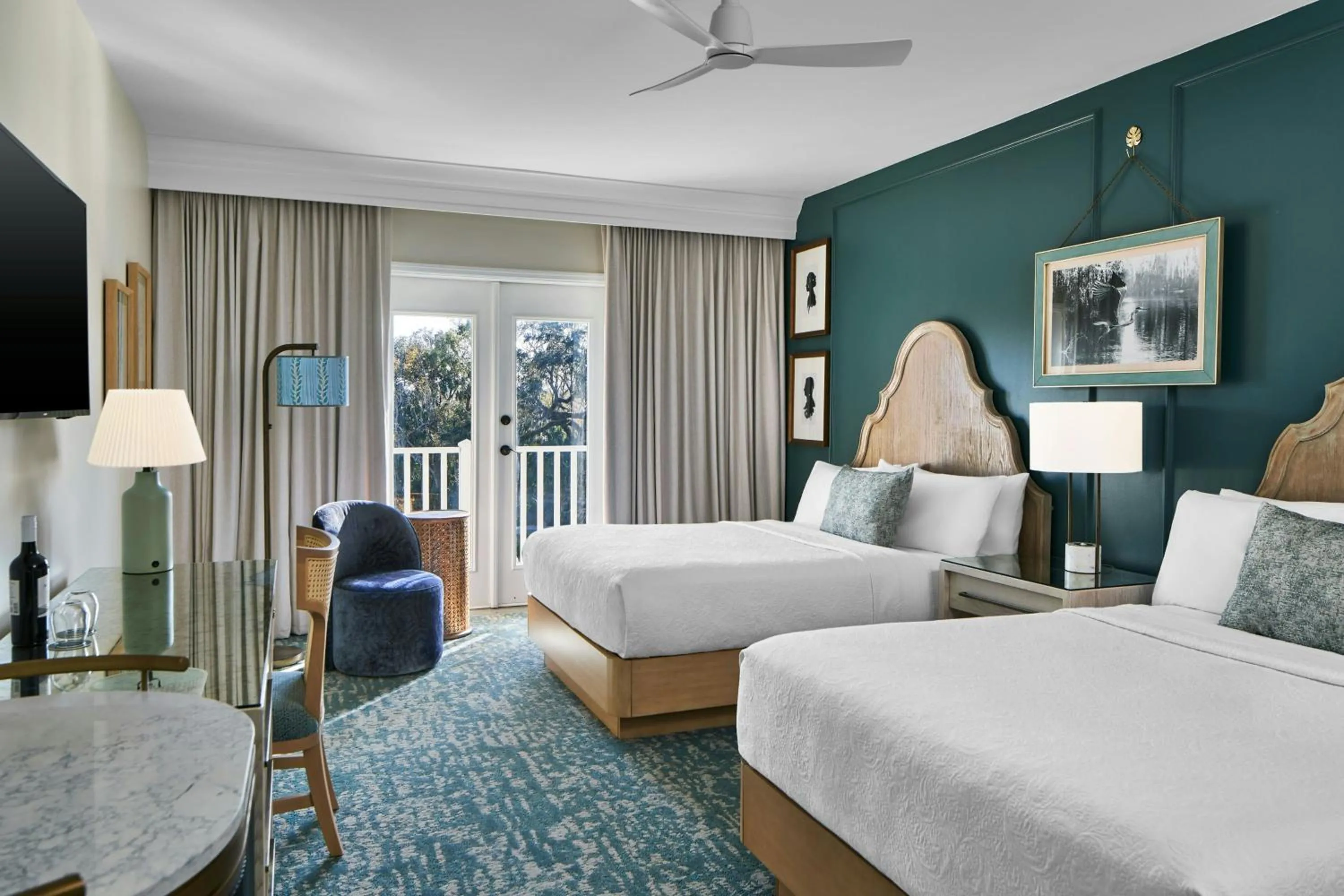 Photo of the whole room, Bed in The Inn at Celebration, Autograph Collection