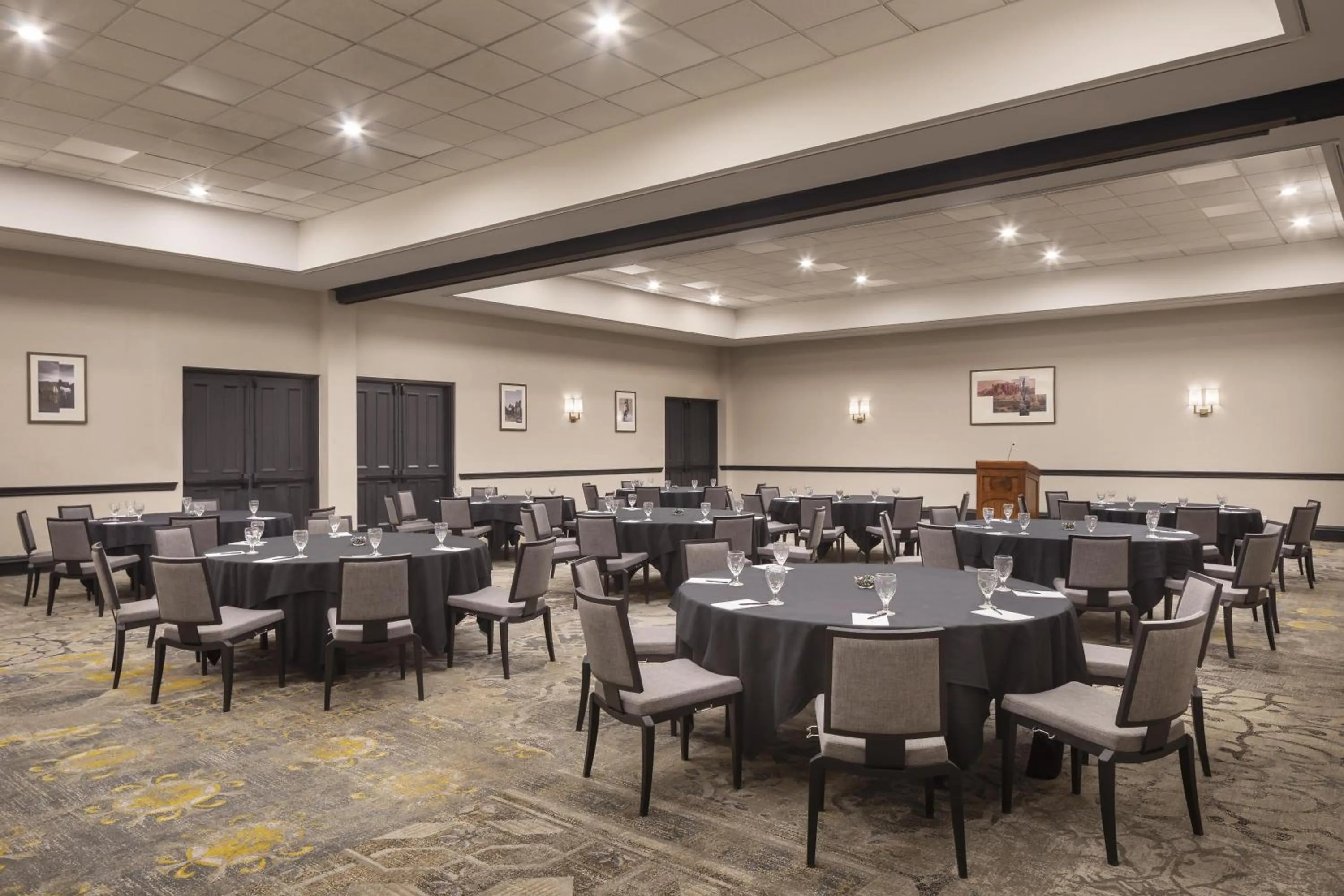Meeting/conference room in The Scottsdale Resort & Spa, Curio Collection by Hilton