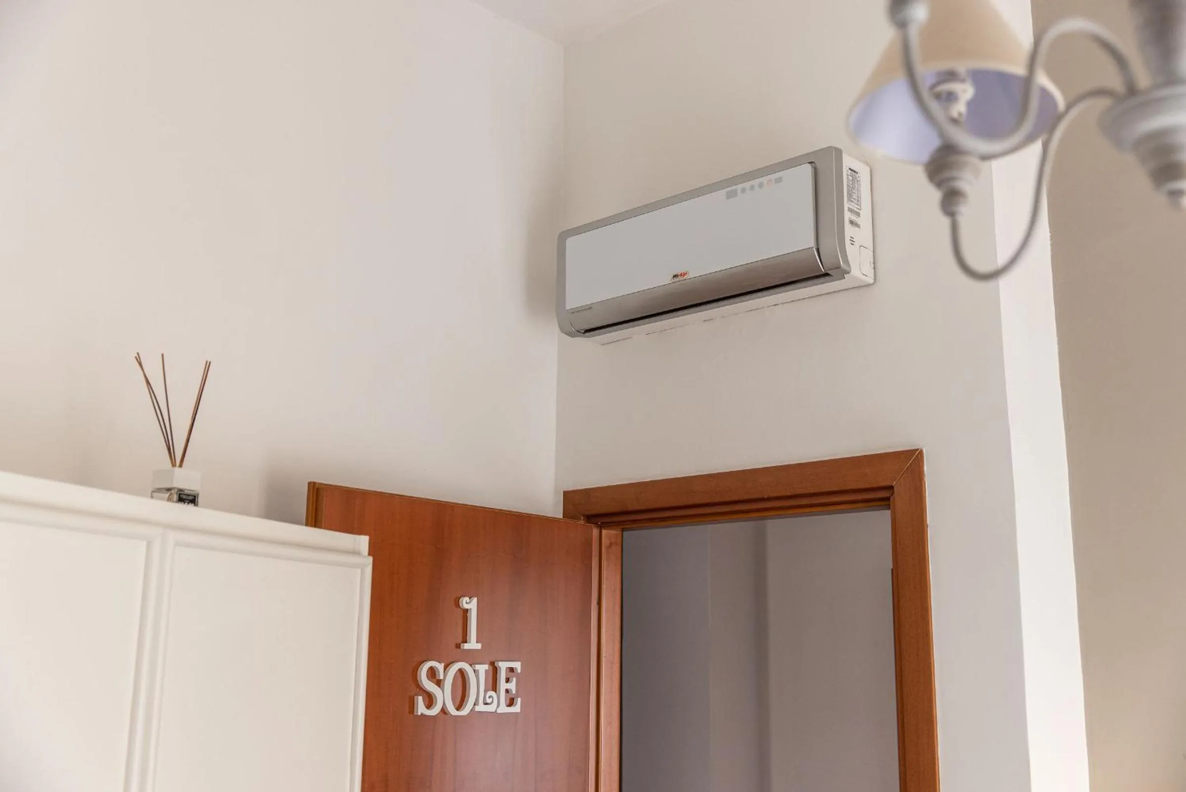 air conditioner in B&B della Stazione