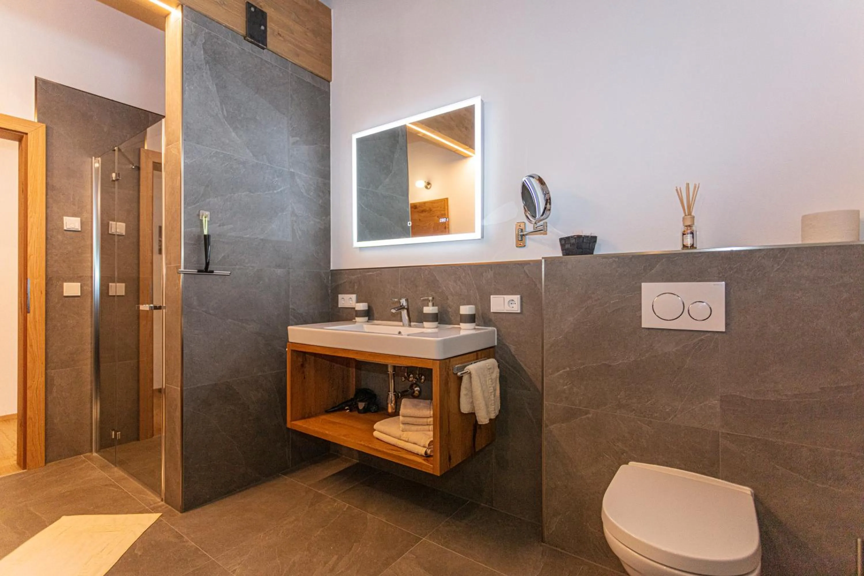 Bathroom in Ferienwohnungen Egg