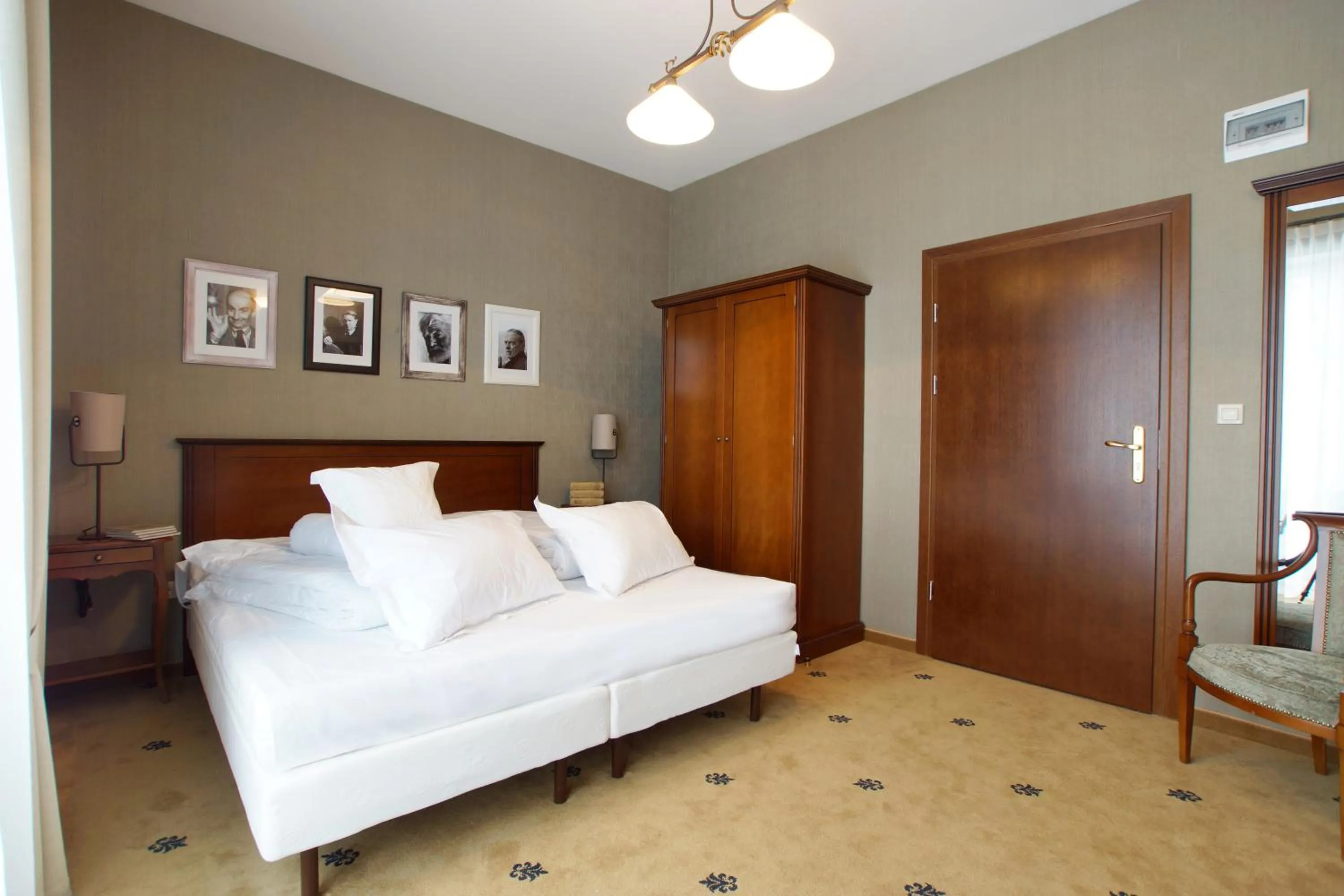 Photo of the whole room, Bed in Versant Hotel & Spa