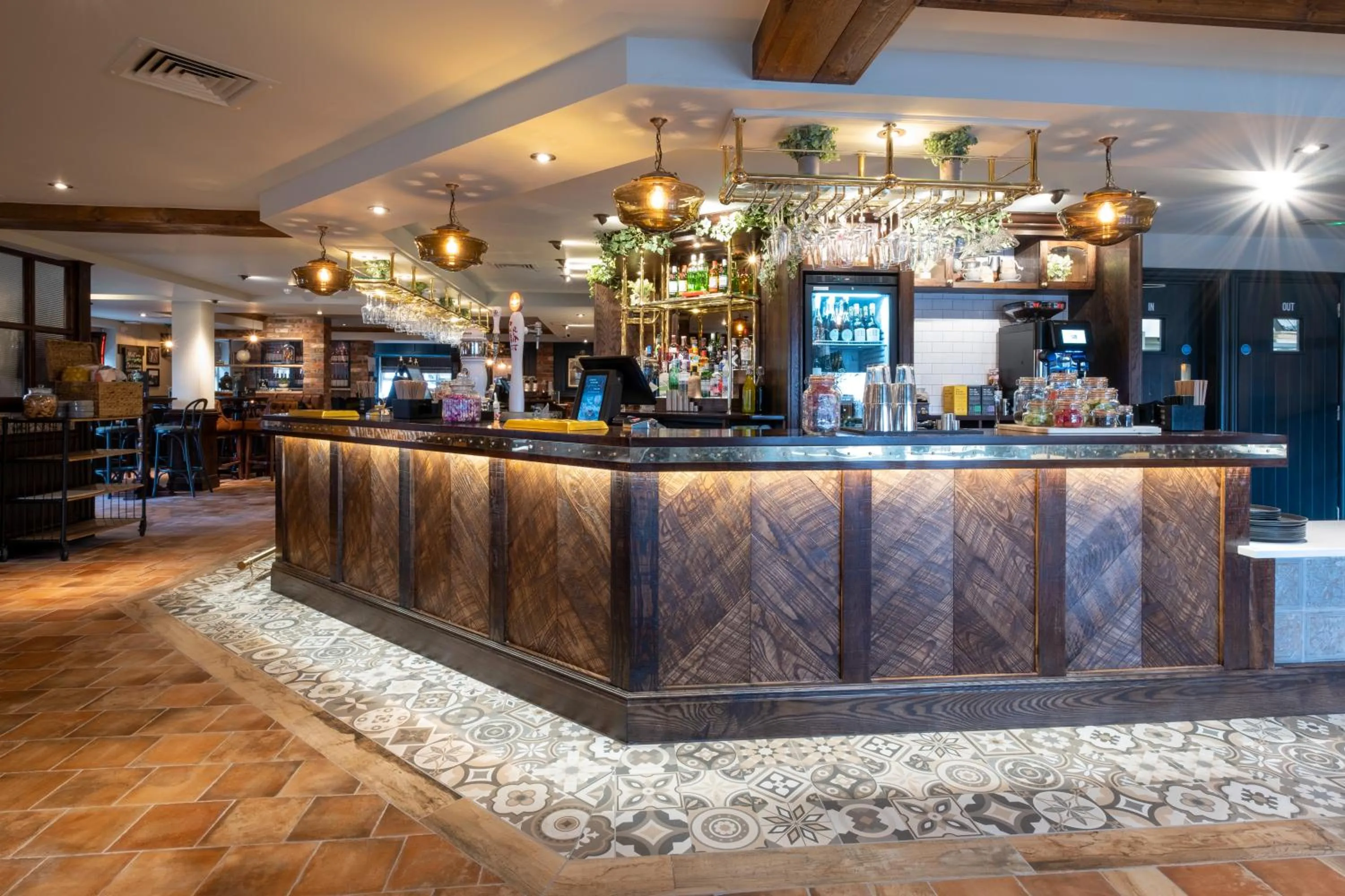 Lounge or bar in Two Rivers Lodge by Marston’s Inns