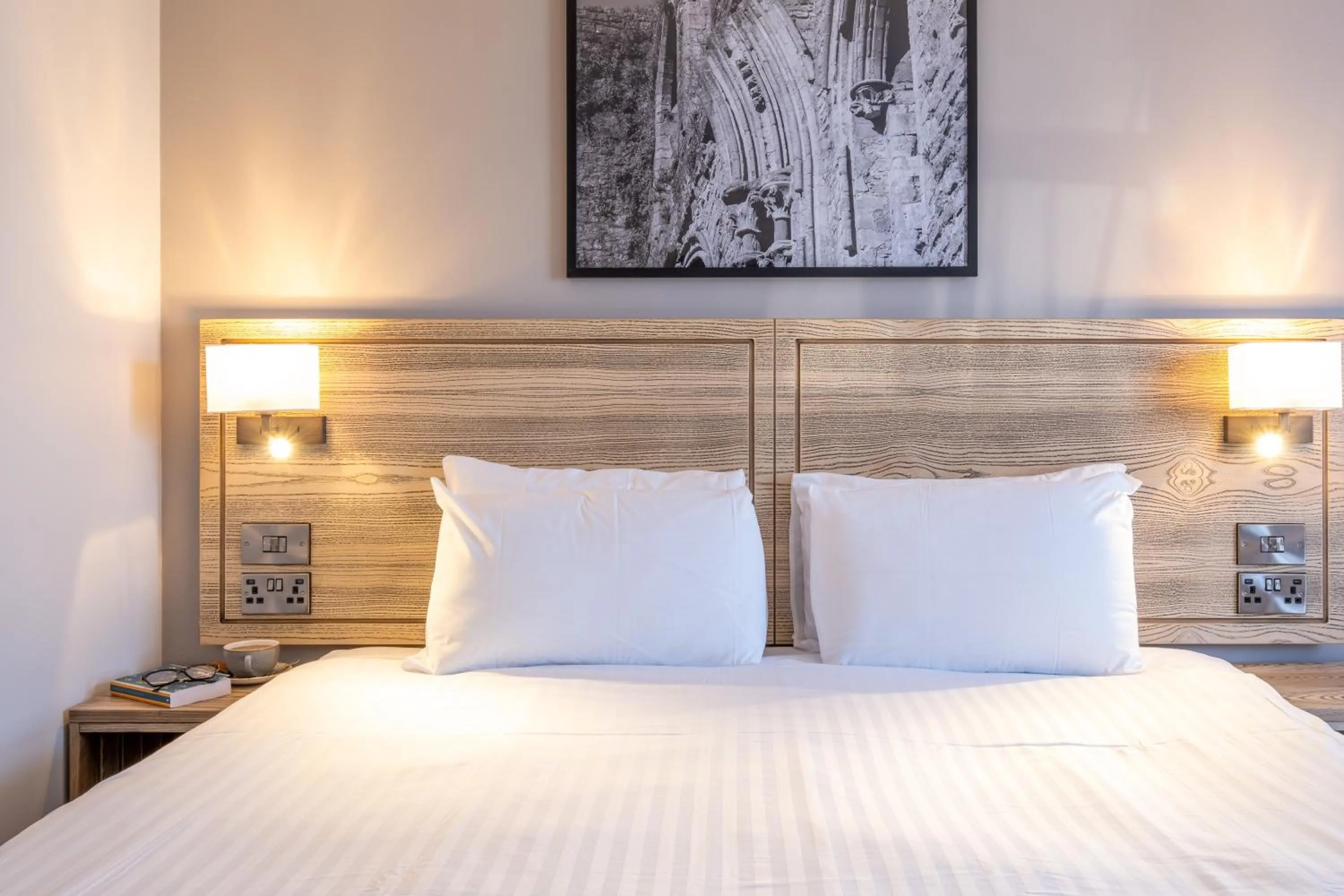 Bedroom, Bed in Two Rivers Lodge by Marston’s Inns