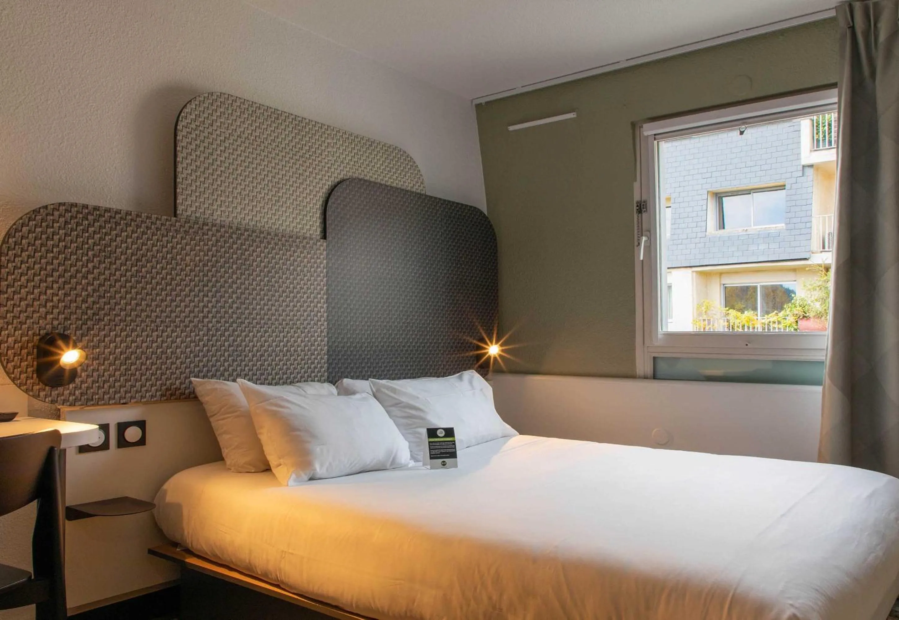 Bedroom, Bed in B&B HOTEL Lourdes Centre