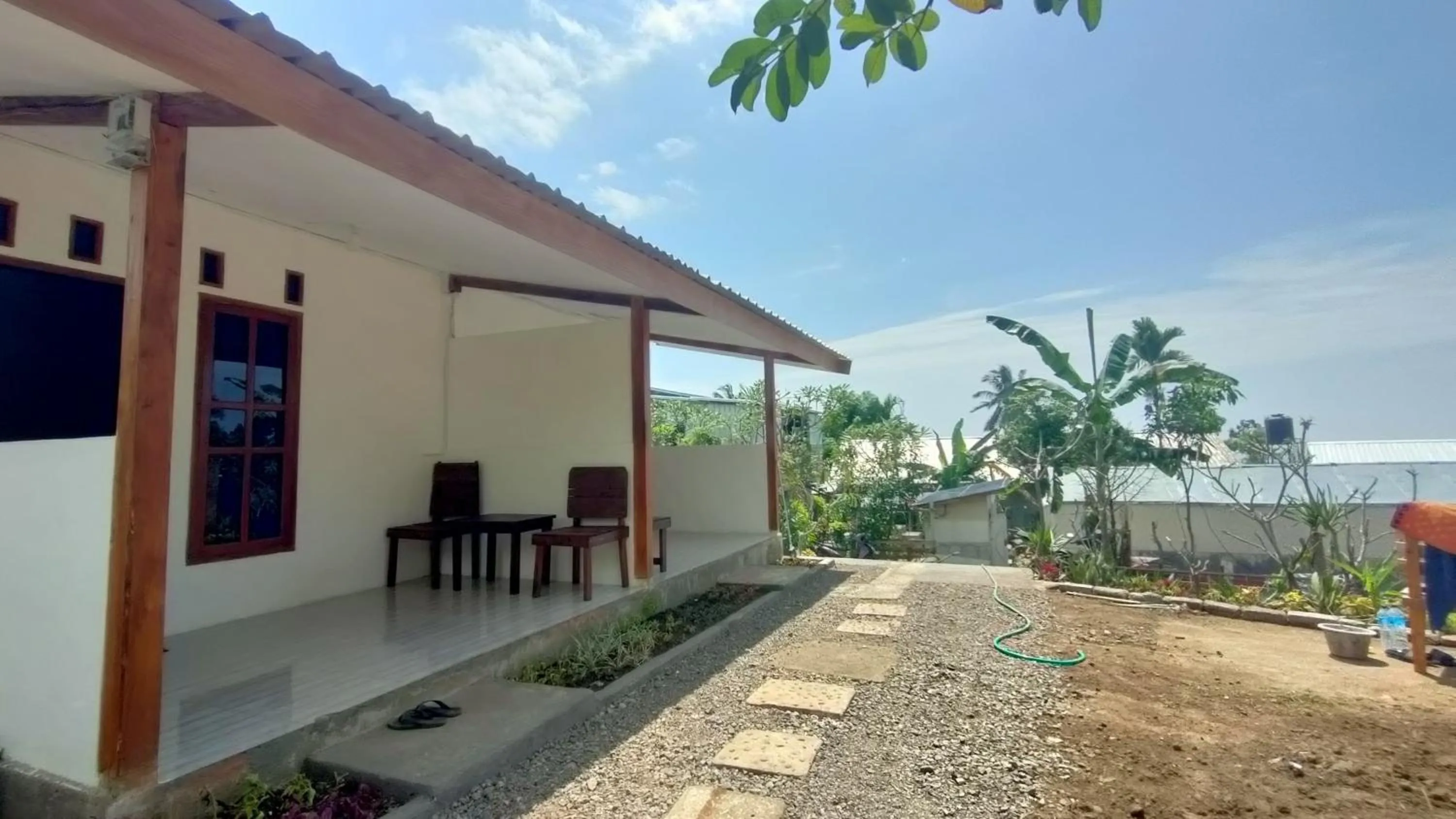 Property building in Angin Mamiri Rinjani Cottages And Restaurant