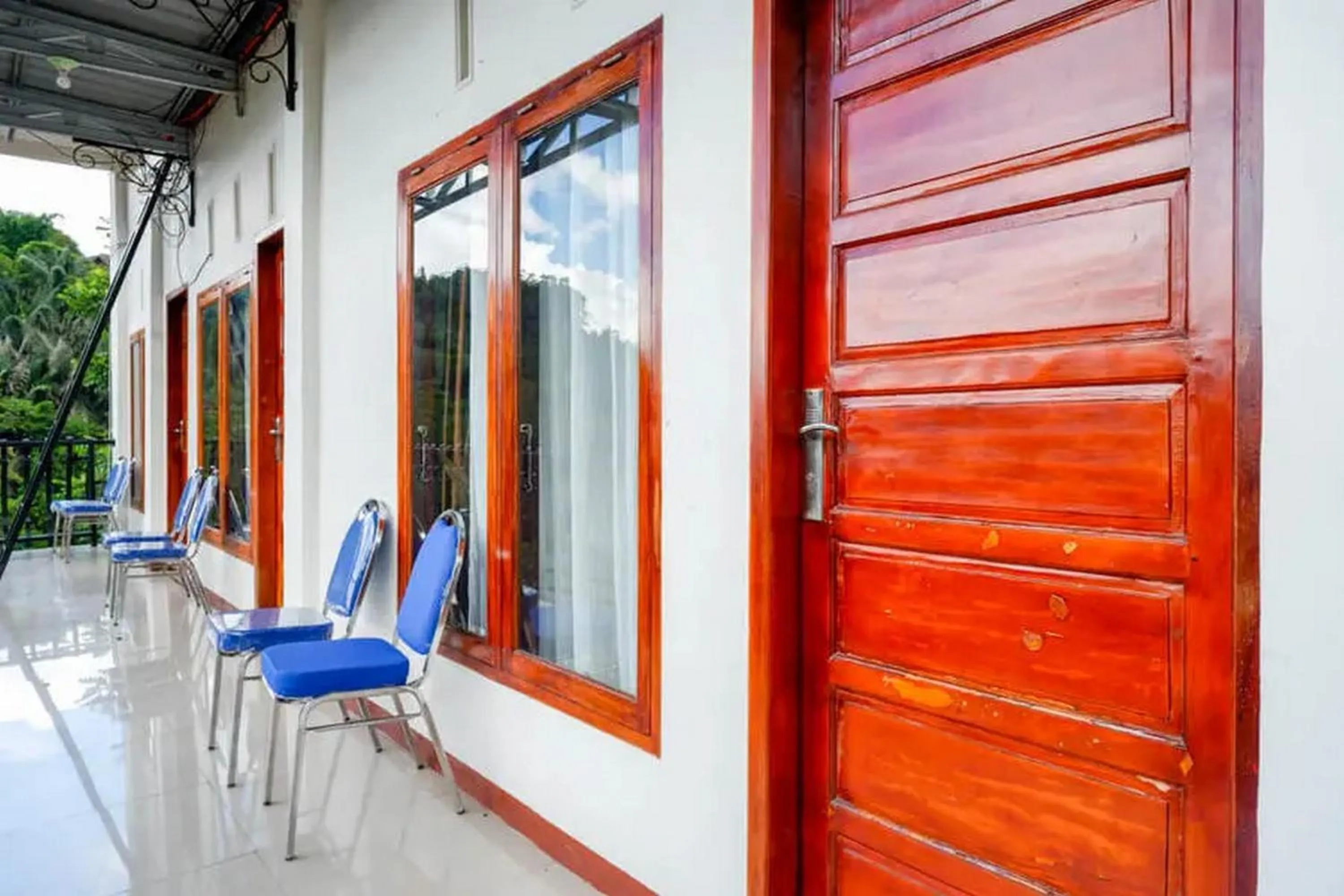 Balcony/Terrace in RedDoorz at Makale Tana Toraja