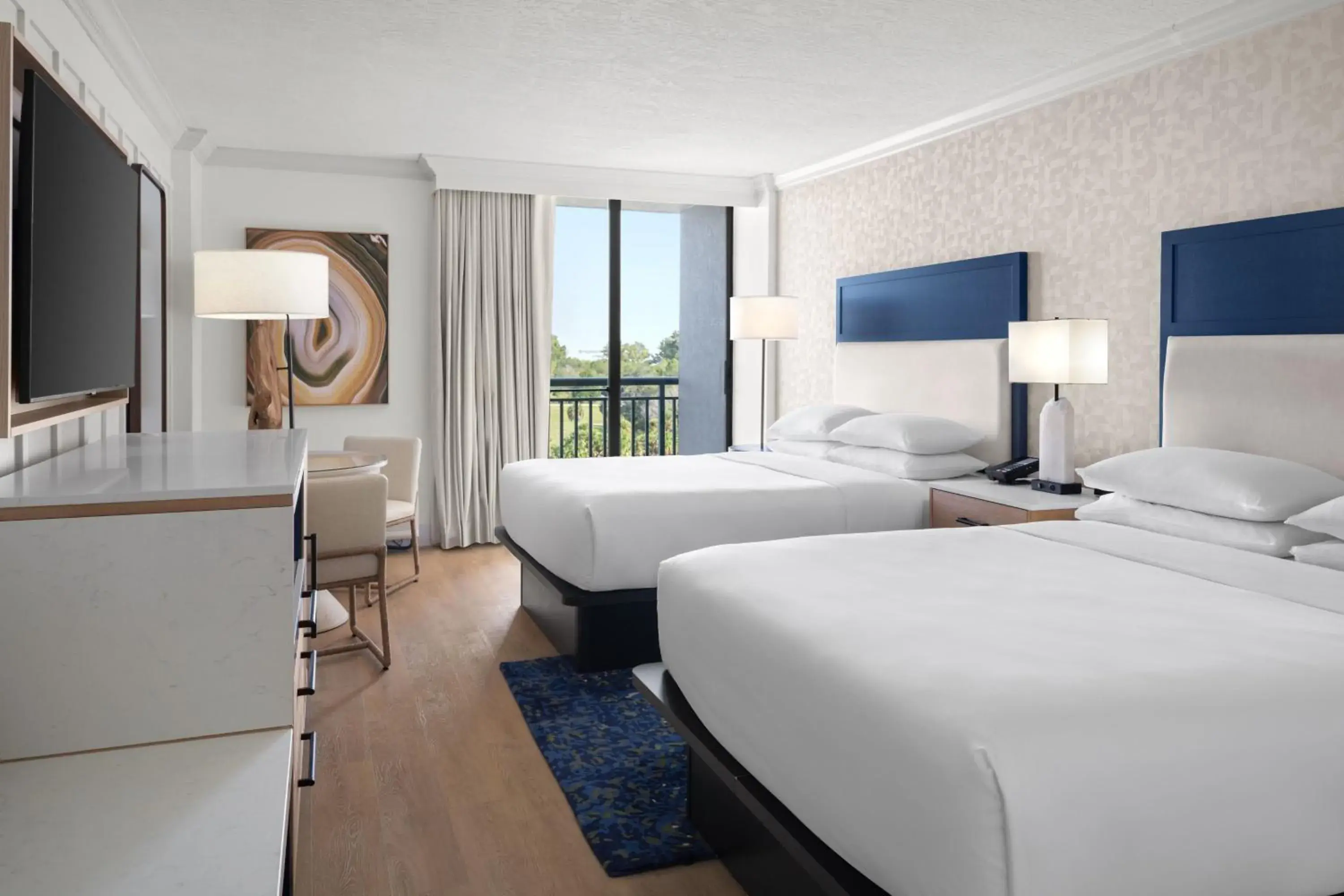 Queen Guest Room with Two Queen Beds and Partial Gulf View - Balcony in Clearwater Beach Sheraton Resort on Sand Key Queen Guest Room with Two Queen Beds and Partial Gulf View - Balcony in Clearwater Beach Sheraton Resort on Sand Key