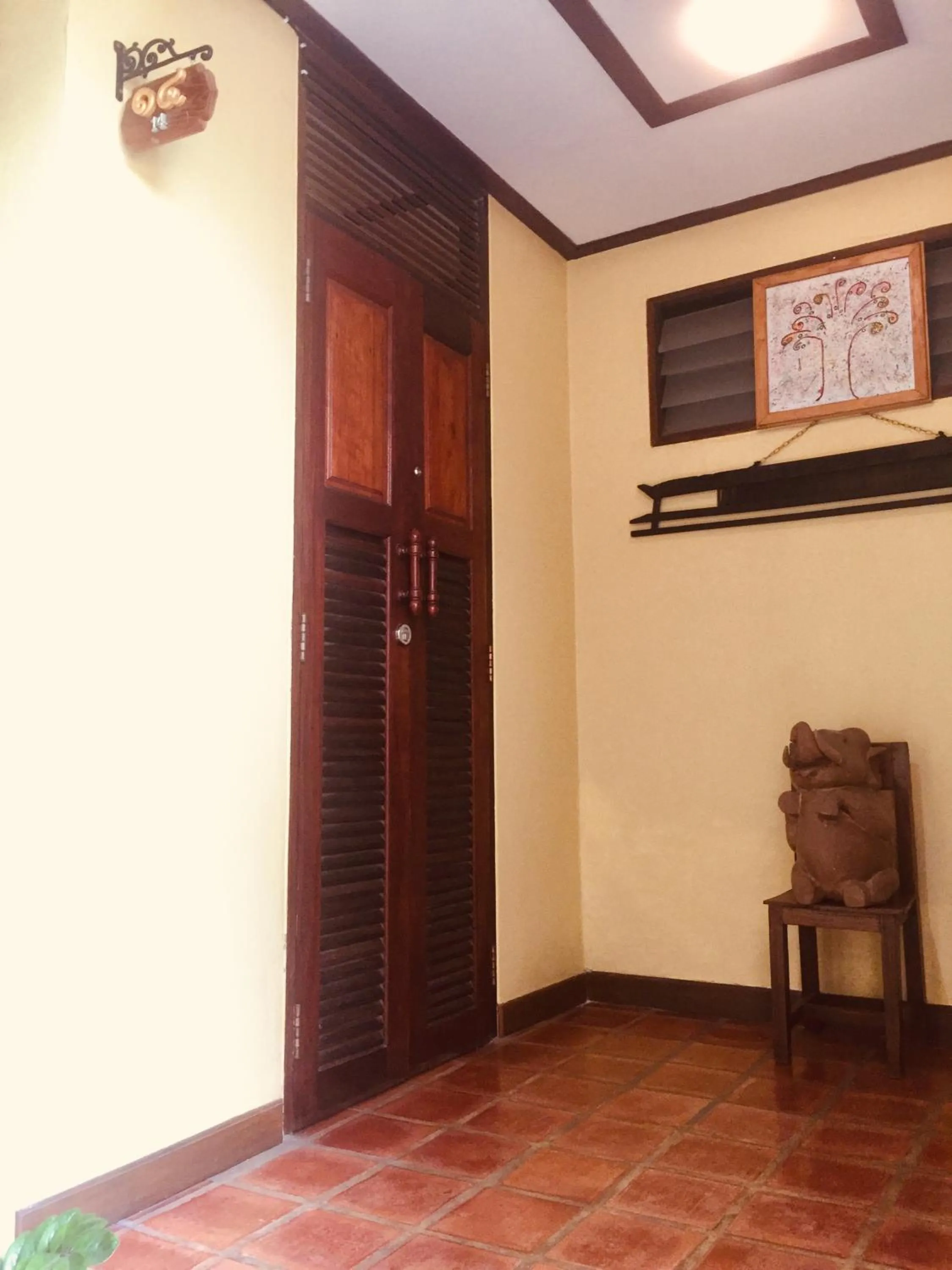 Luang Chumni Village