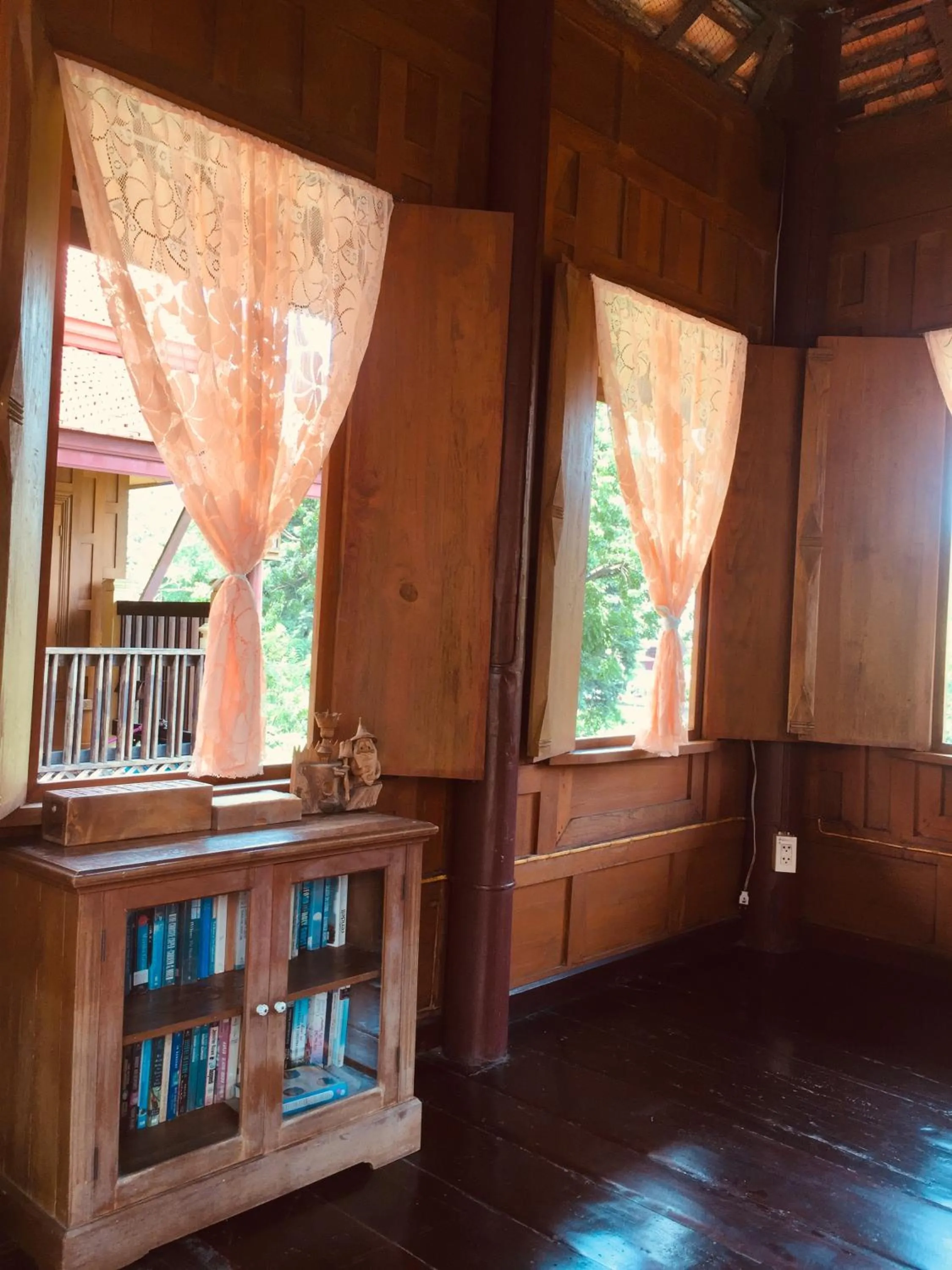 Luang Chumni Village