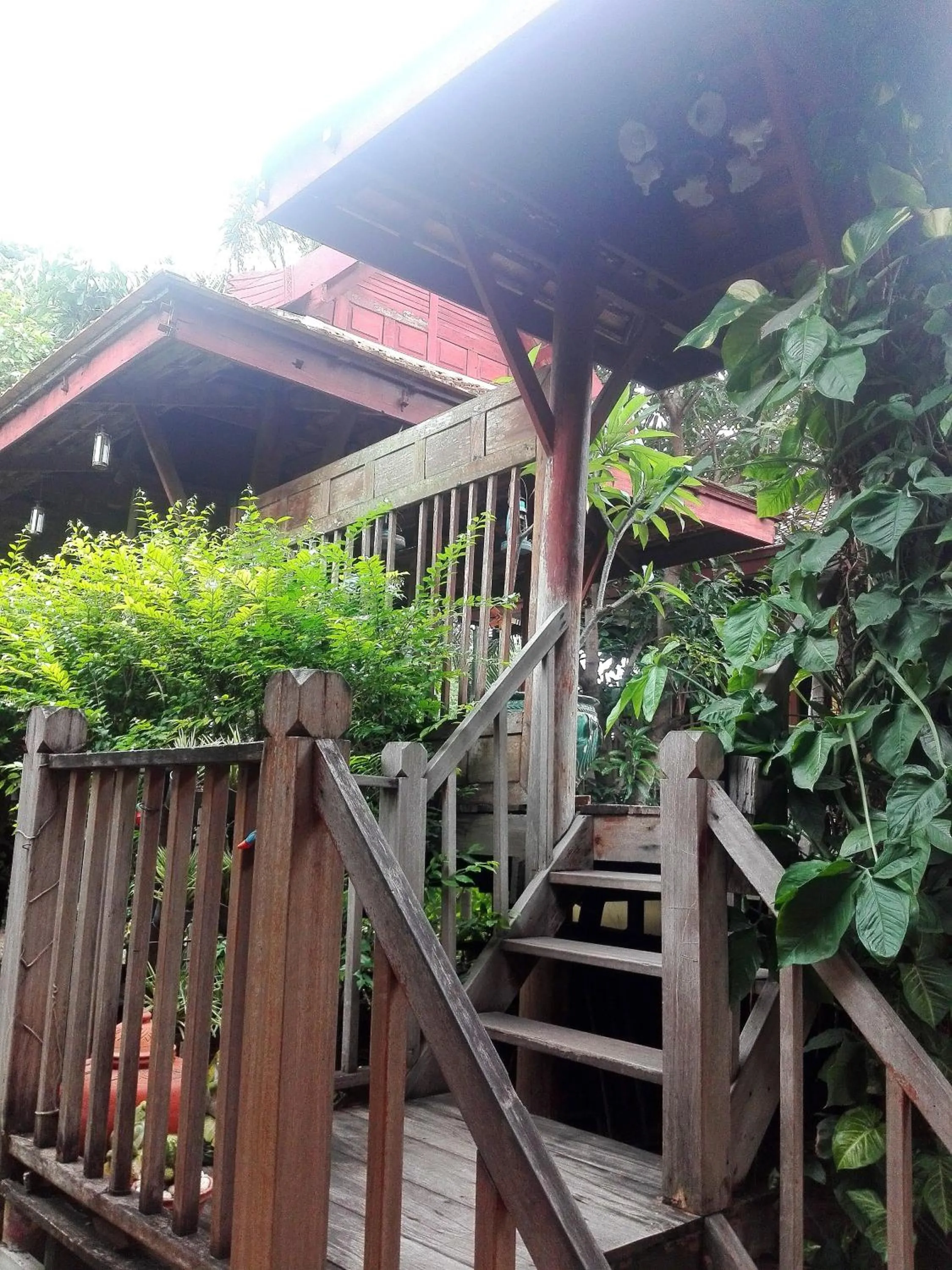 Luang Chumni Village