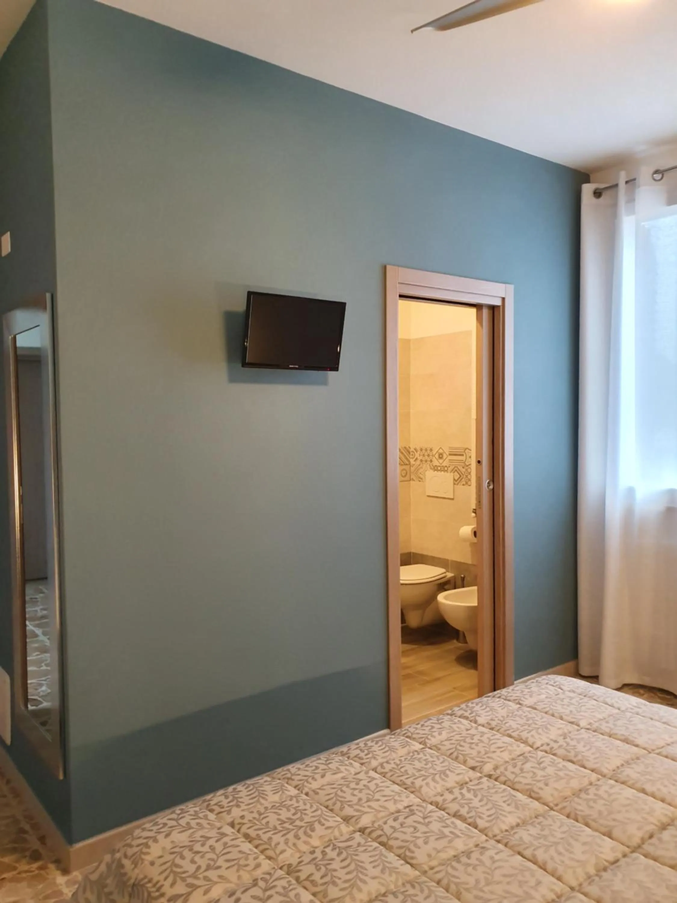 Bedroom, Bed in Villa Elisa