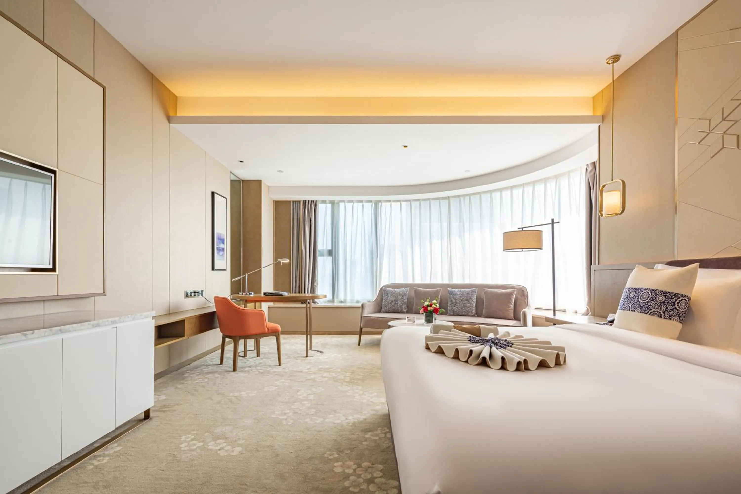 Bed in LIUZHOU PENGYI Hotel