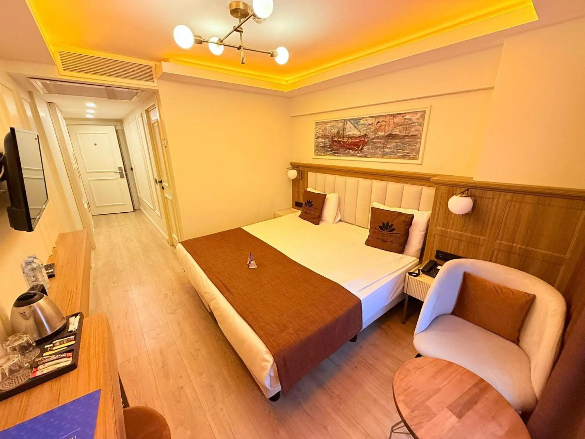 Bed in New Florenta Hotel