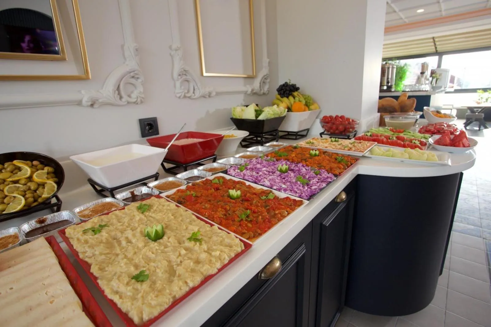 Food in New Florenta Hotel