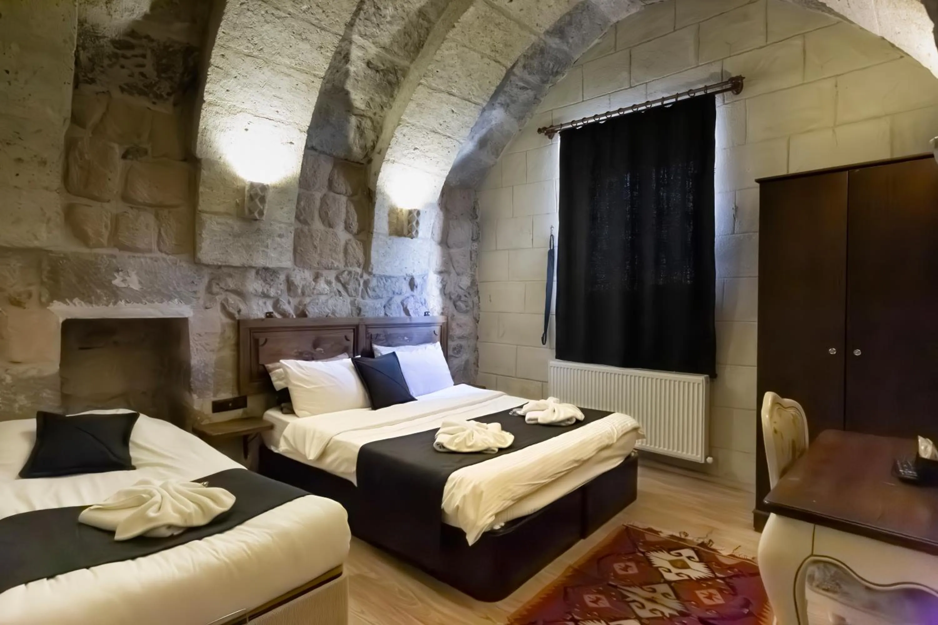 Photo of the whole room, Bed in Sakli Konak Cappadocia Hotel&Restaurant