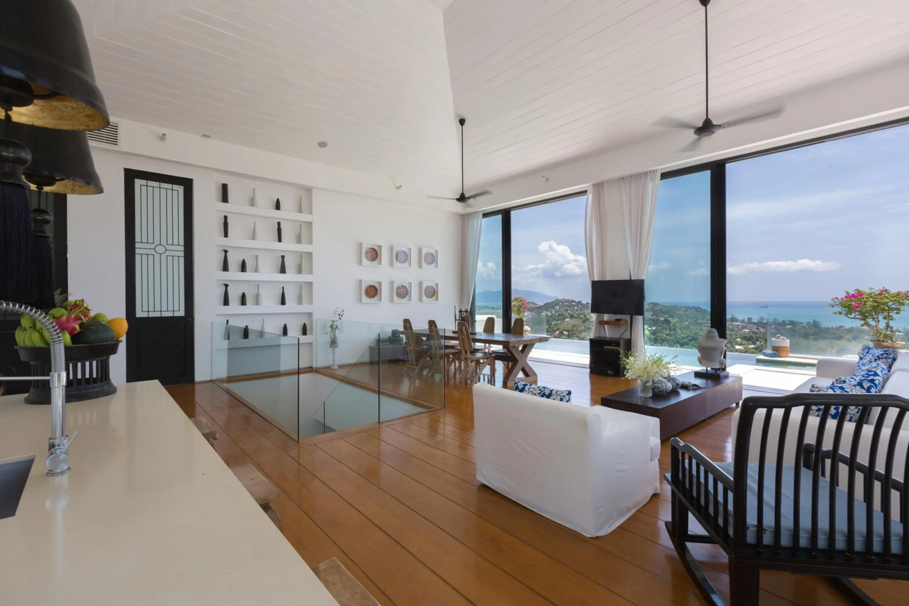 Villa Belle - fully serviced private sea view villa with an award winning in-house cook