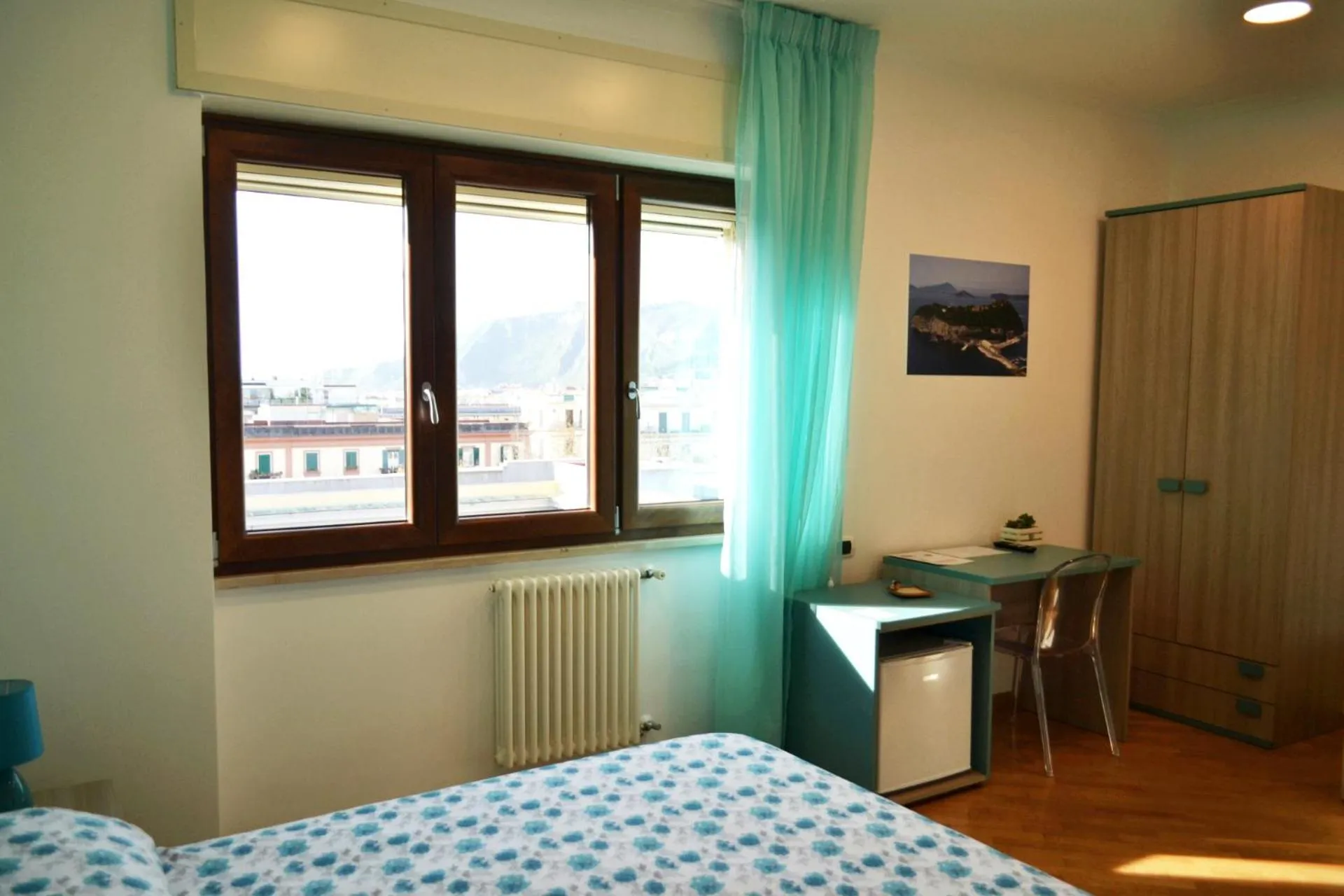 Bed in Rosso di sera