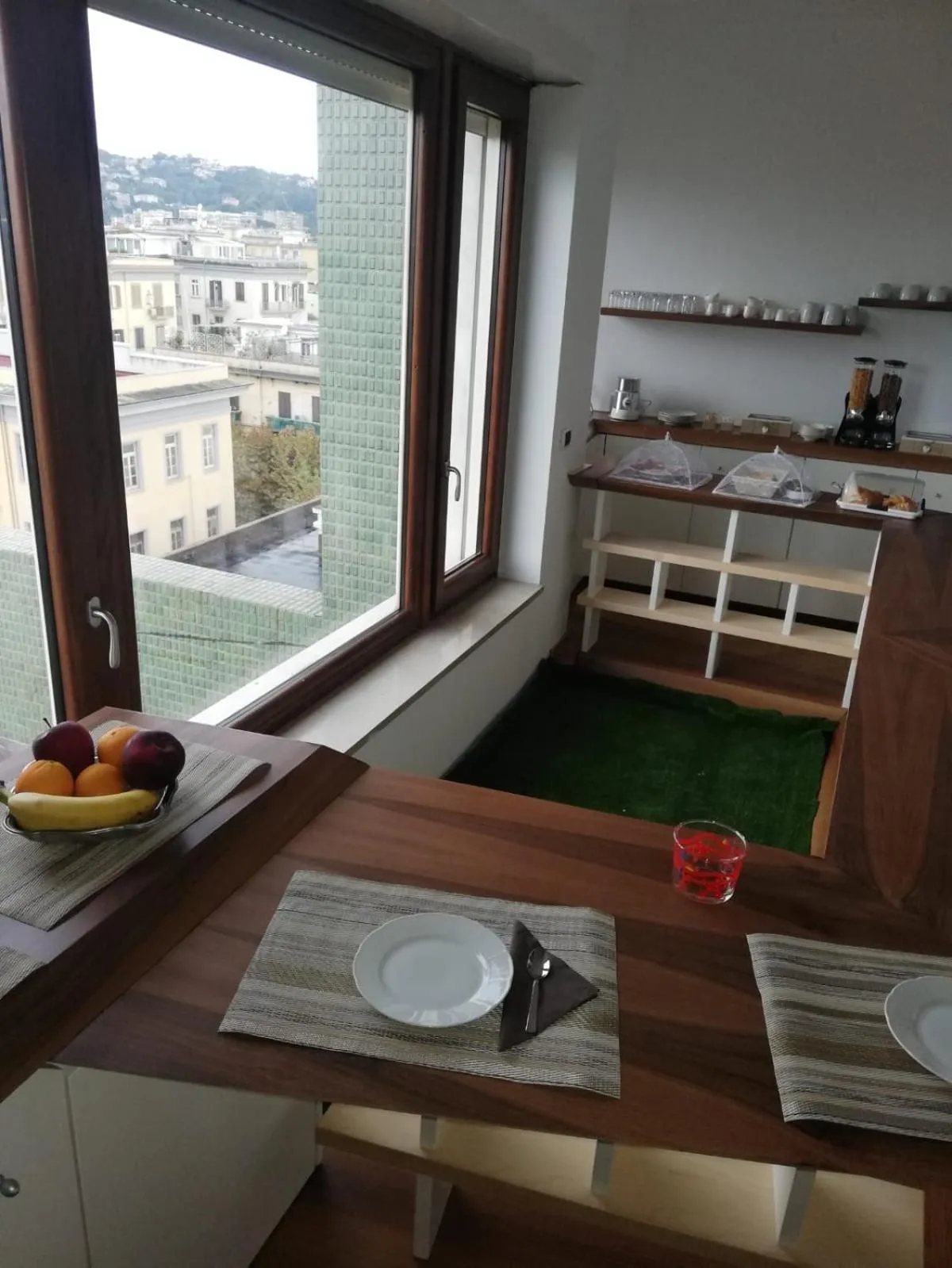 Dining area in Rosso di sera