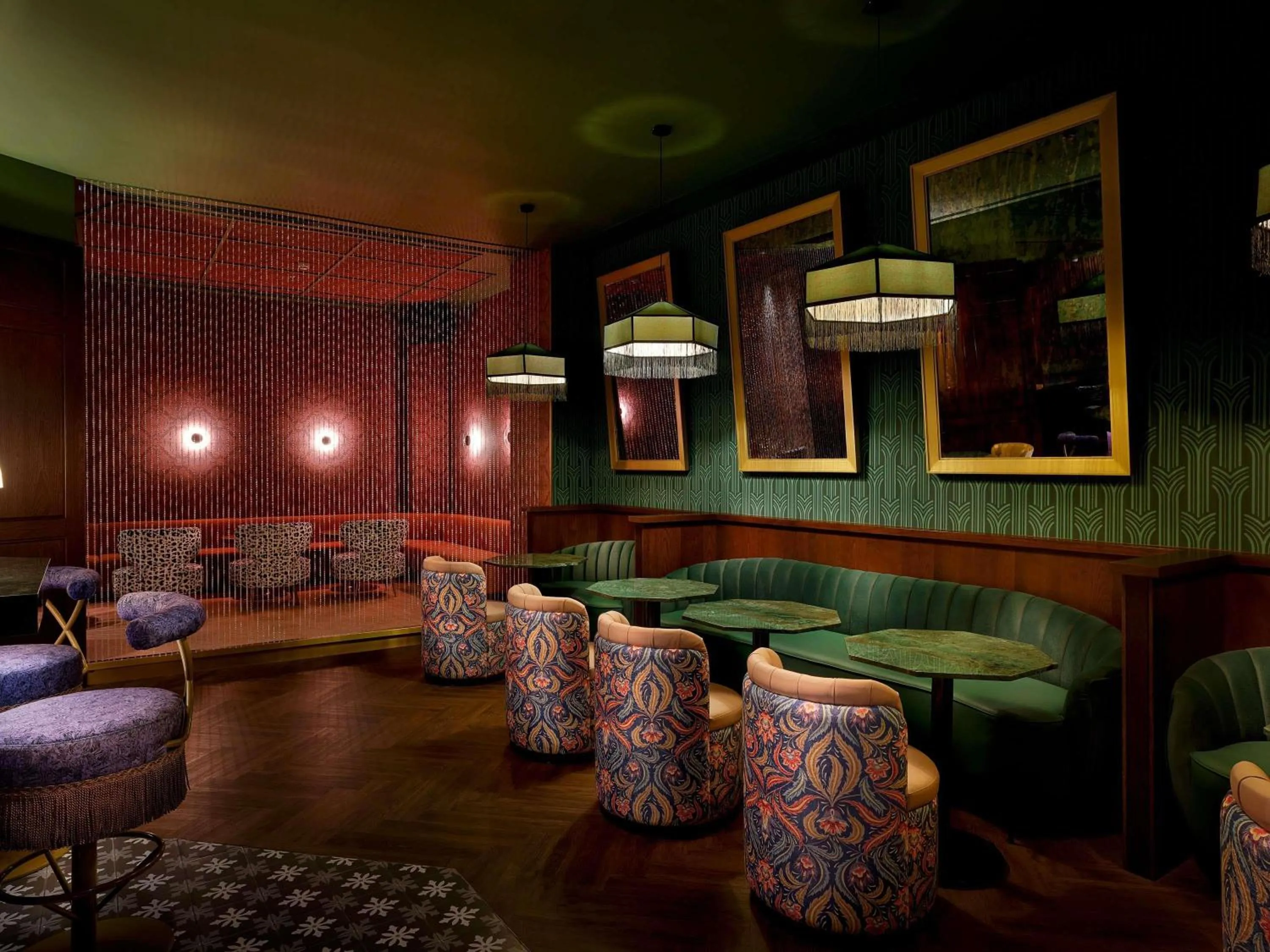 Lounge or bar in Novotel Dubai Al Barsha