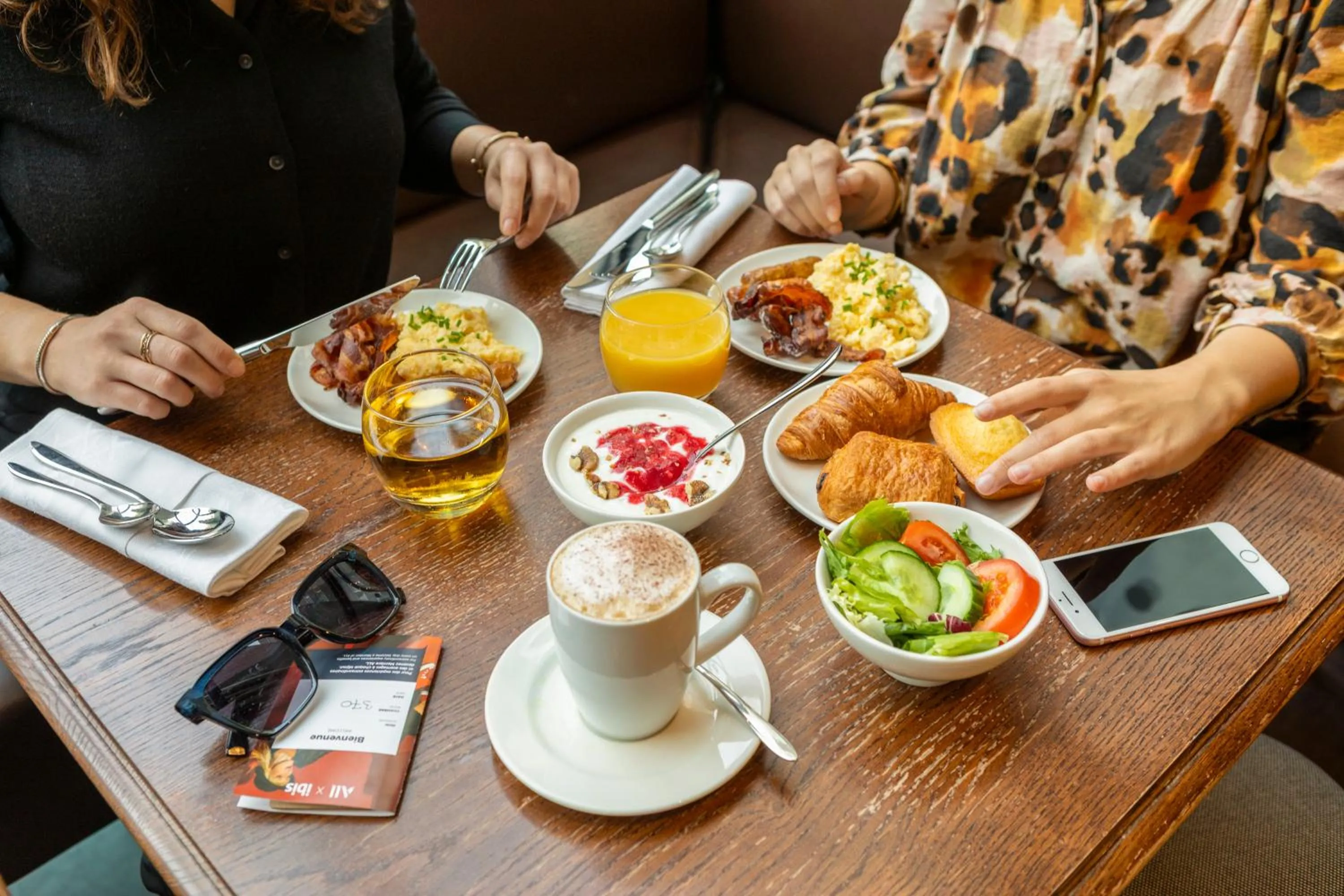 Breakfast in Ibis Paris Tour Eiffel Cambronne 15ème