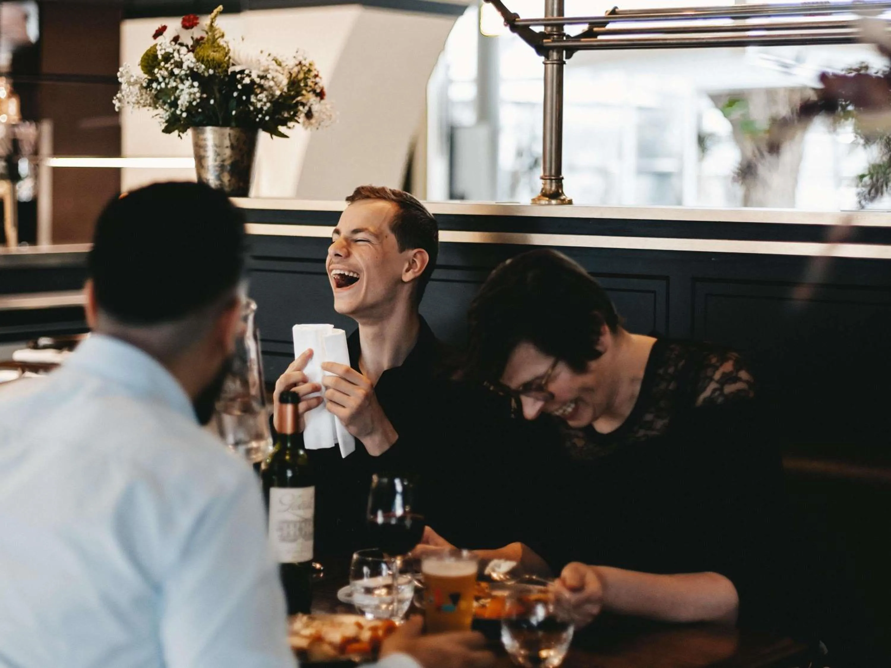 Restaurant/places to eat in Ibis Paris Tour Eiffel Cambronne 15ème