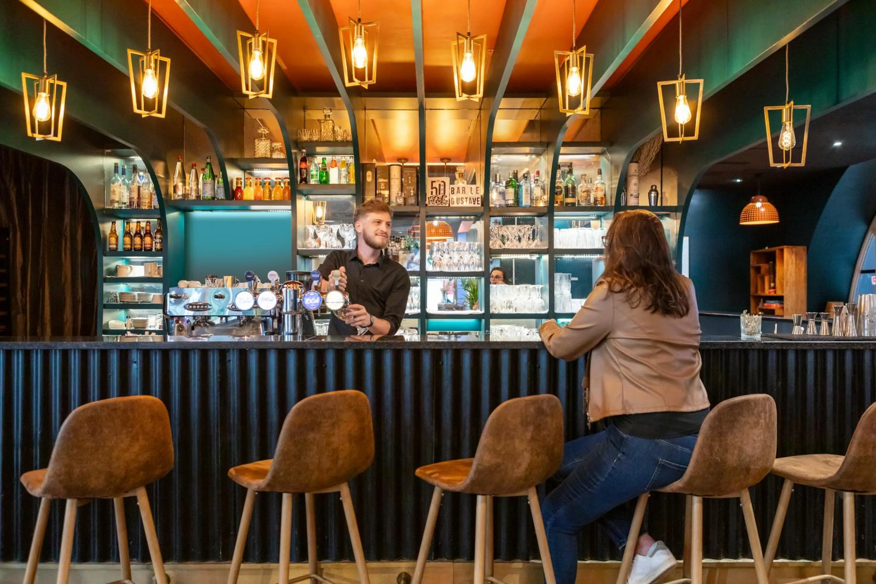 Lounge or bar in Ibis Paris Tour Eiffel Cambronne 15ème