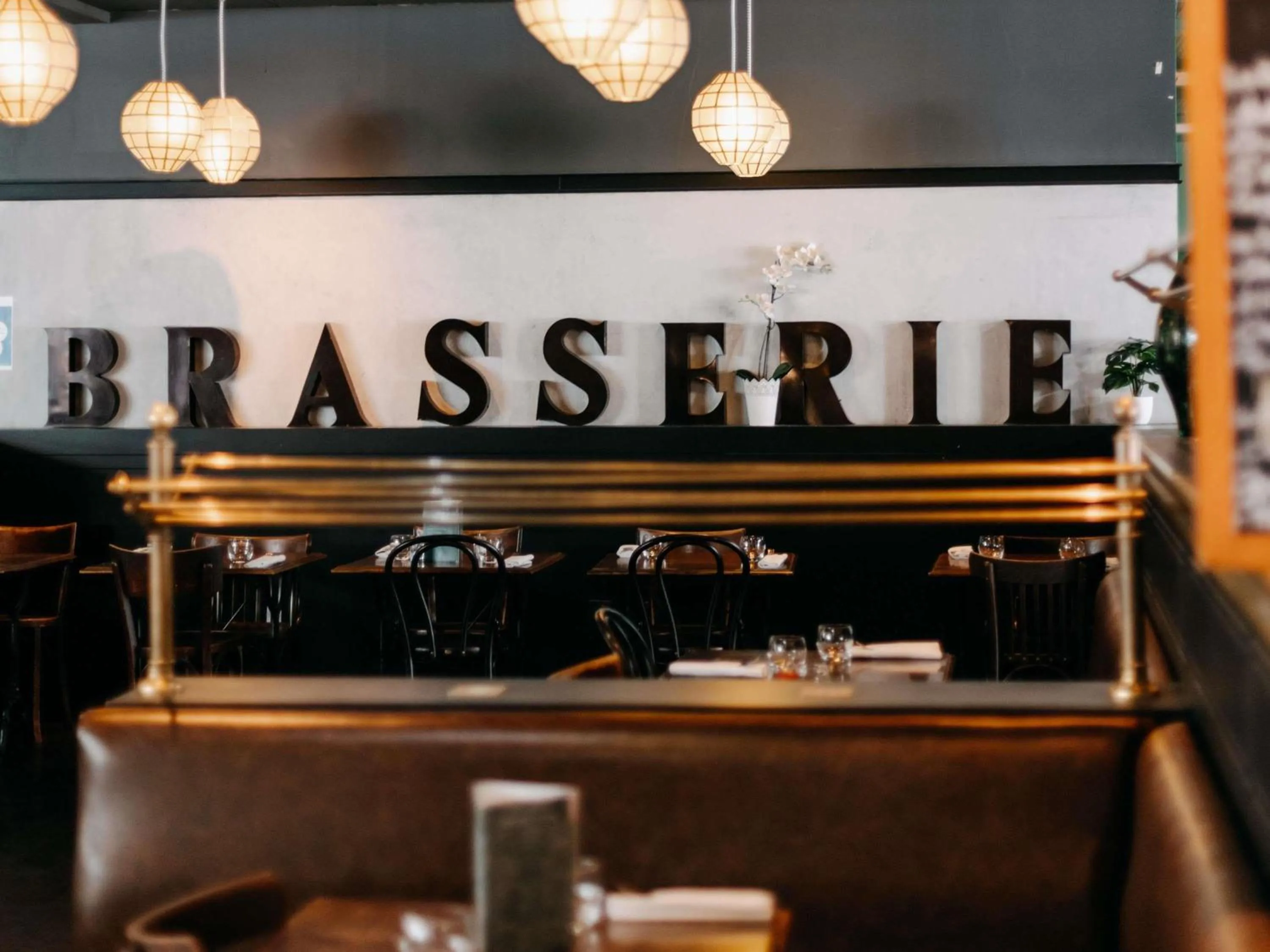 Restaurant/places to eat in Ibis Paris Tour Eiffel Cambronne 15ème