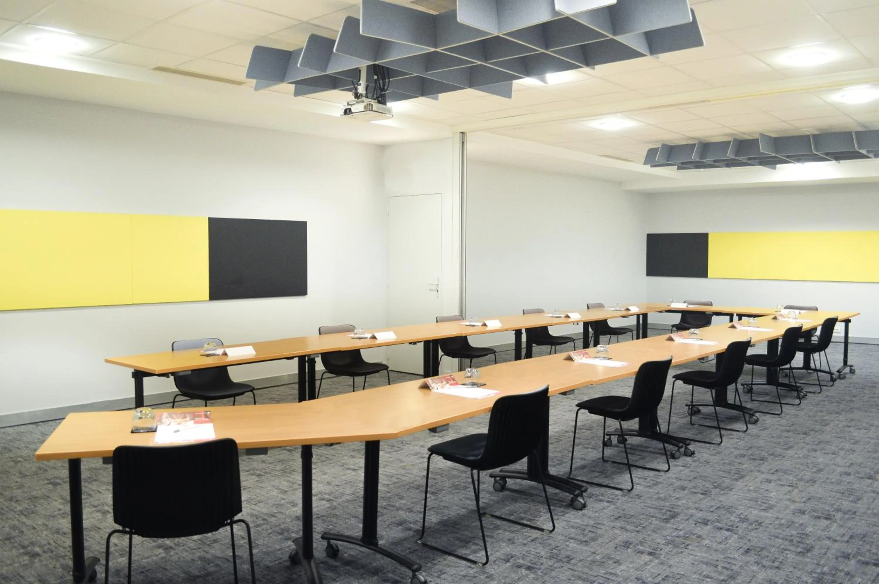 Meeting/conference room in Ibis Paris Tour Eiffel Cambronne 15ème