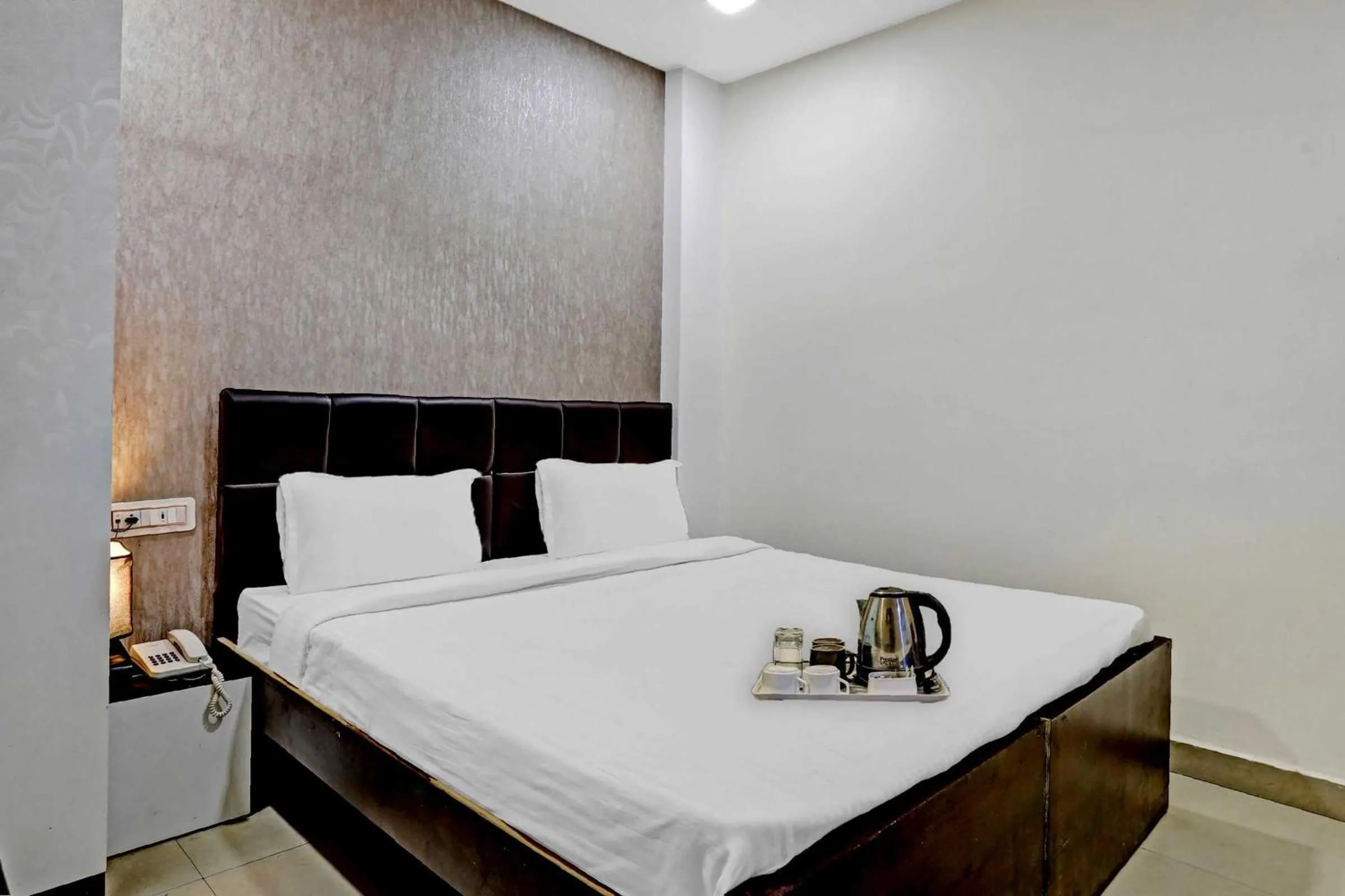 Bedroom, Bed in Hotel O Happy Stay