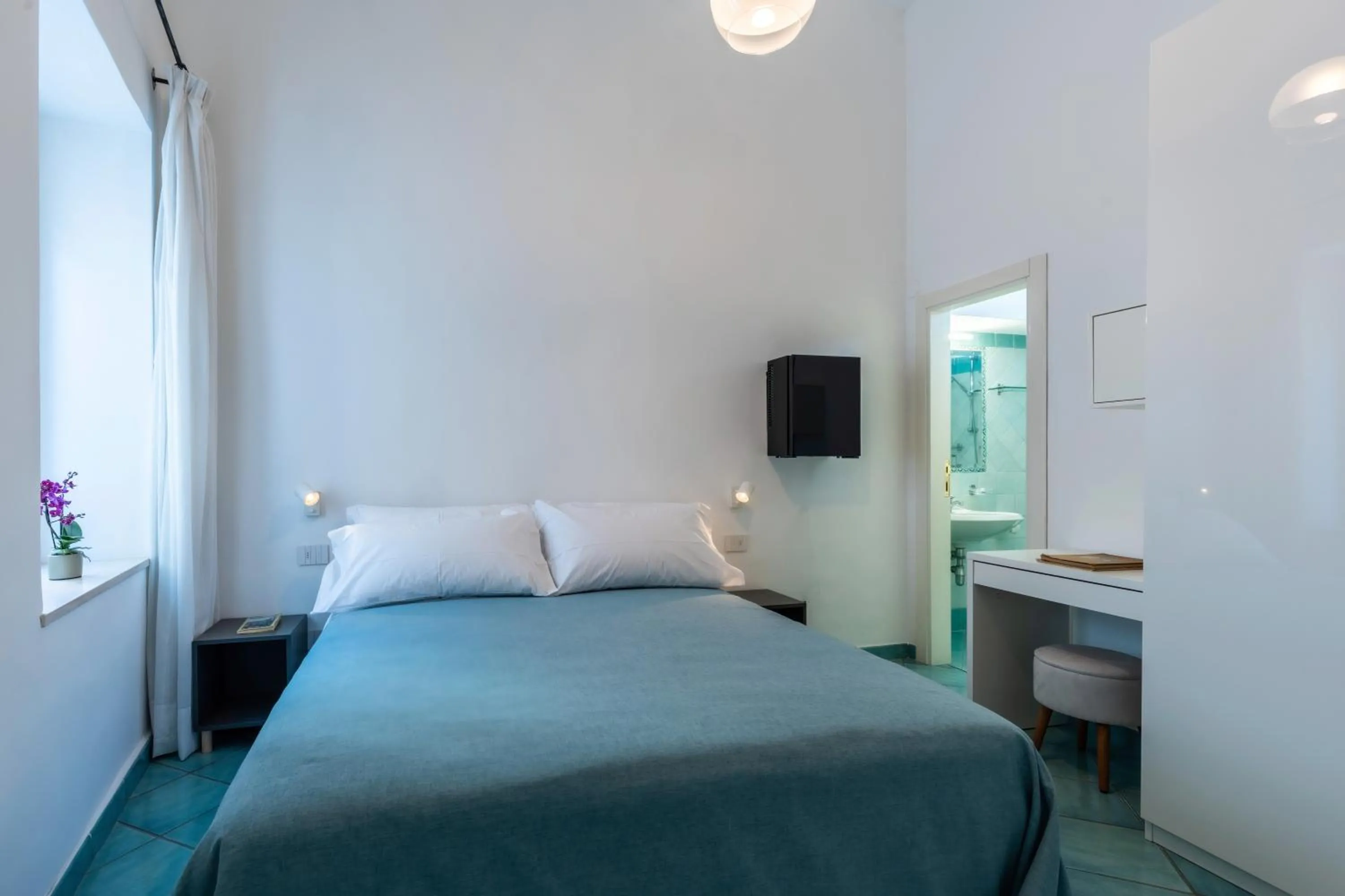 Basic Double Room in Albergo La Prora