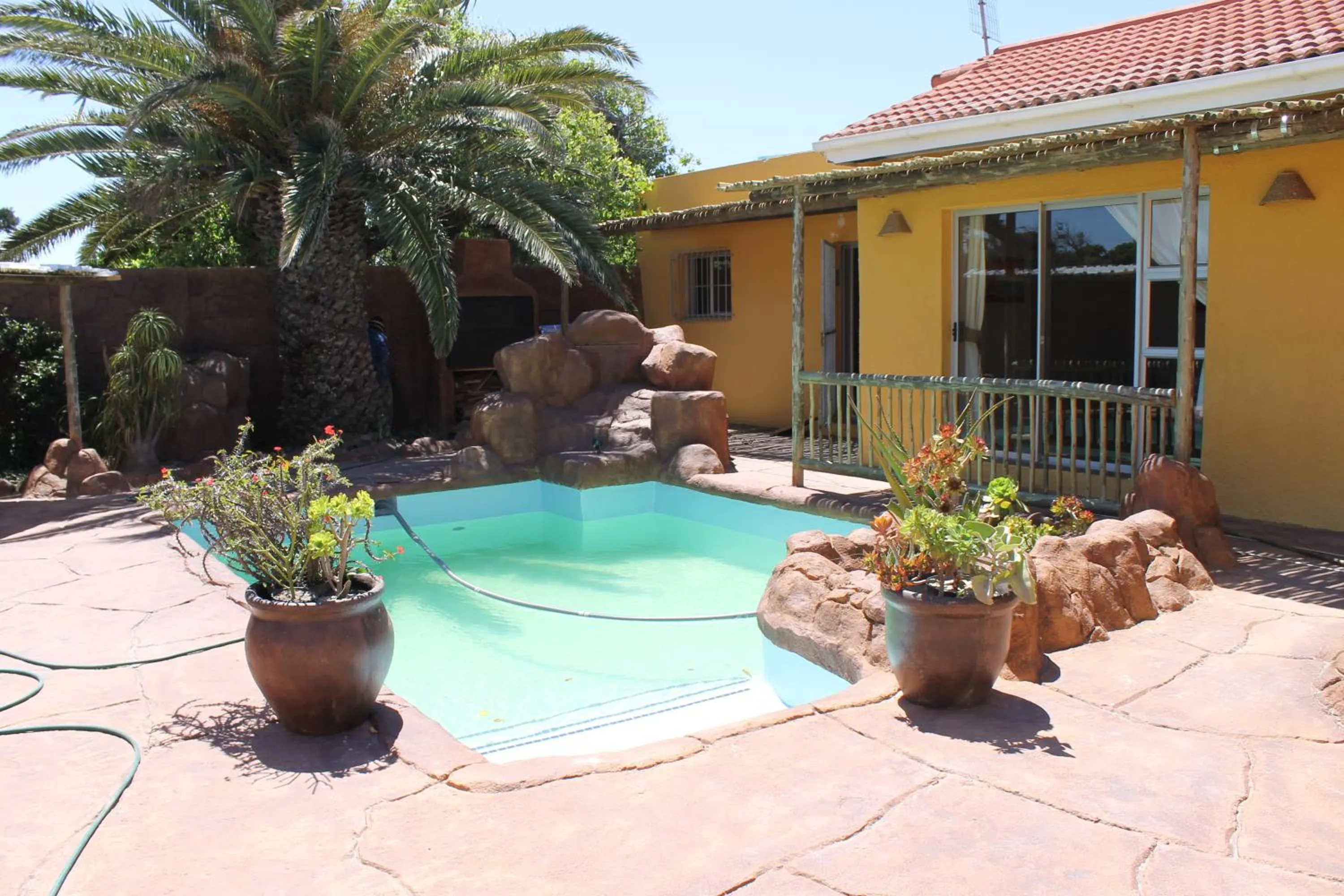 Day in Flintstones Guest House Cape Town