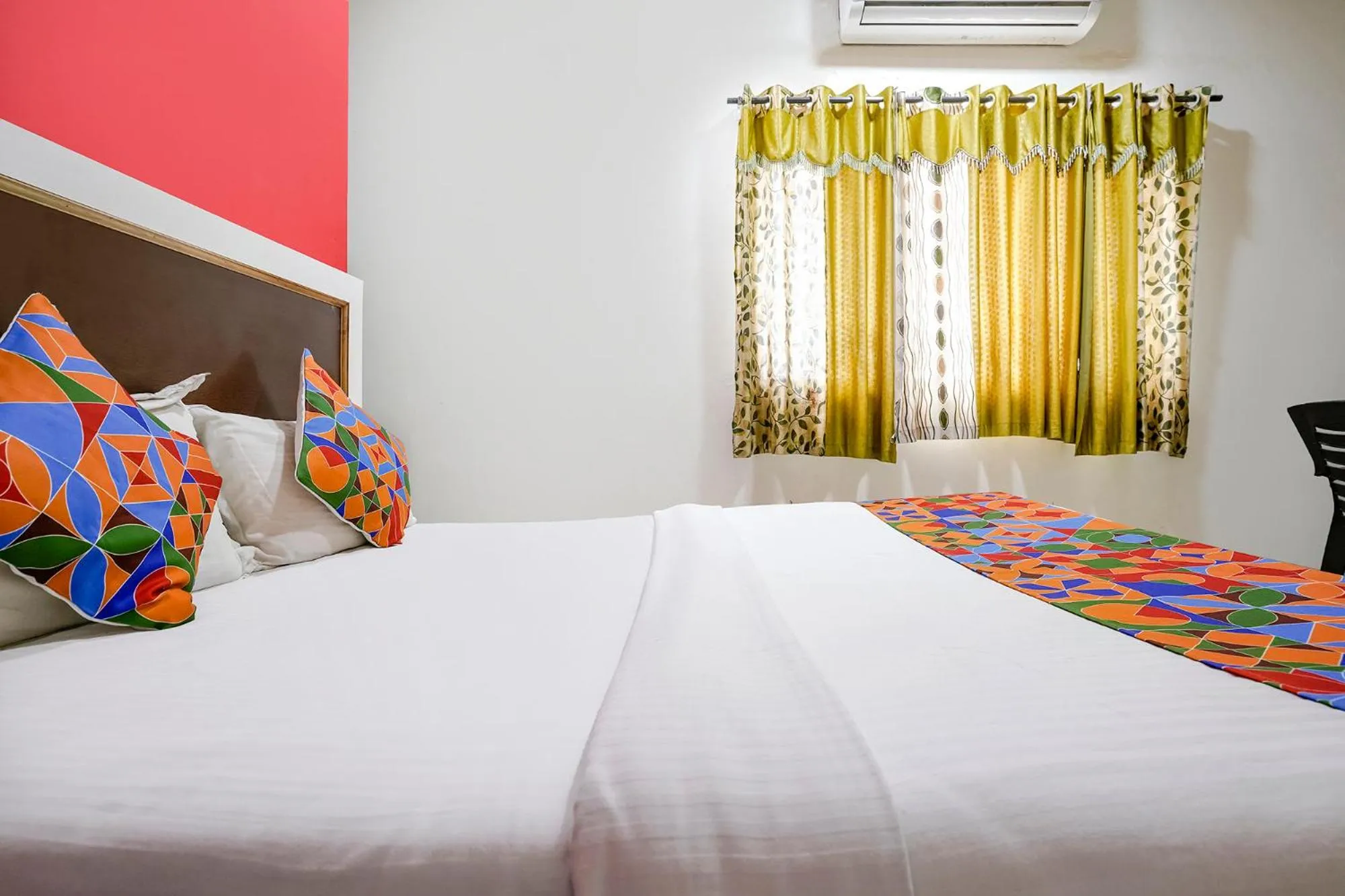 Photo of the whole room, Bed in Via Sai Lodging - Nashik Railway Station